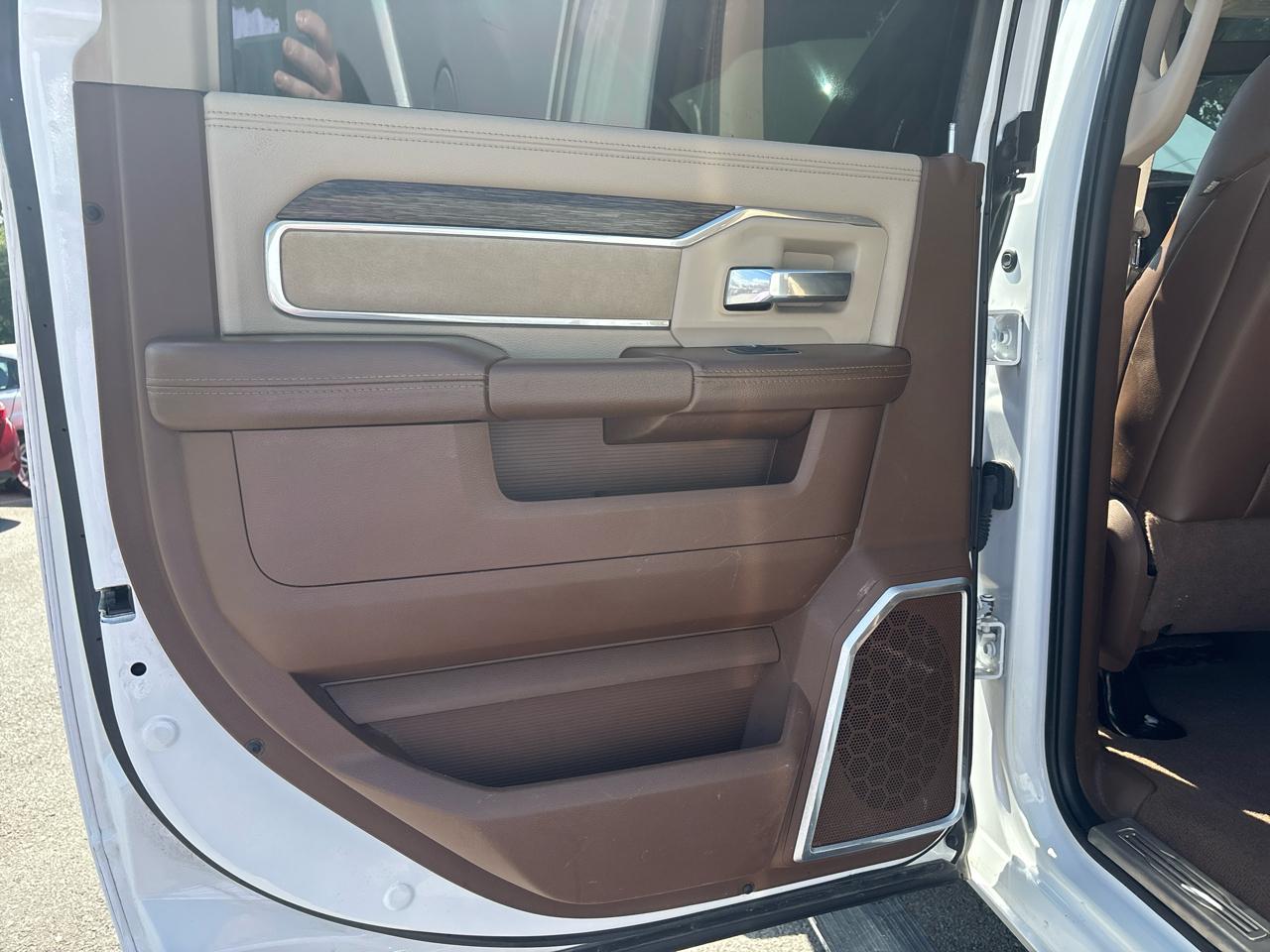 RAM 2500 Laramie Crew Cab SWB 4WD 2021