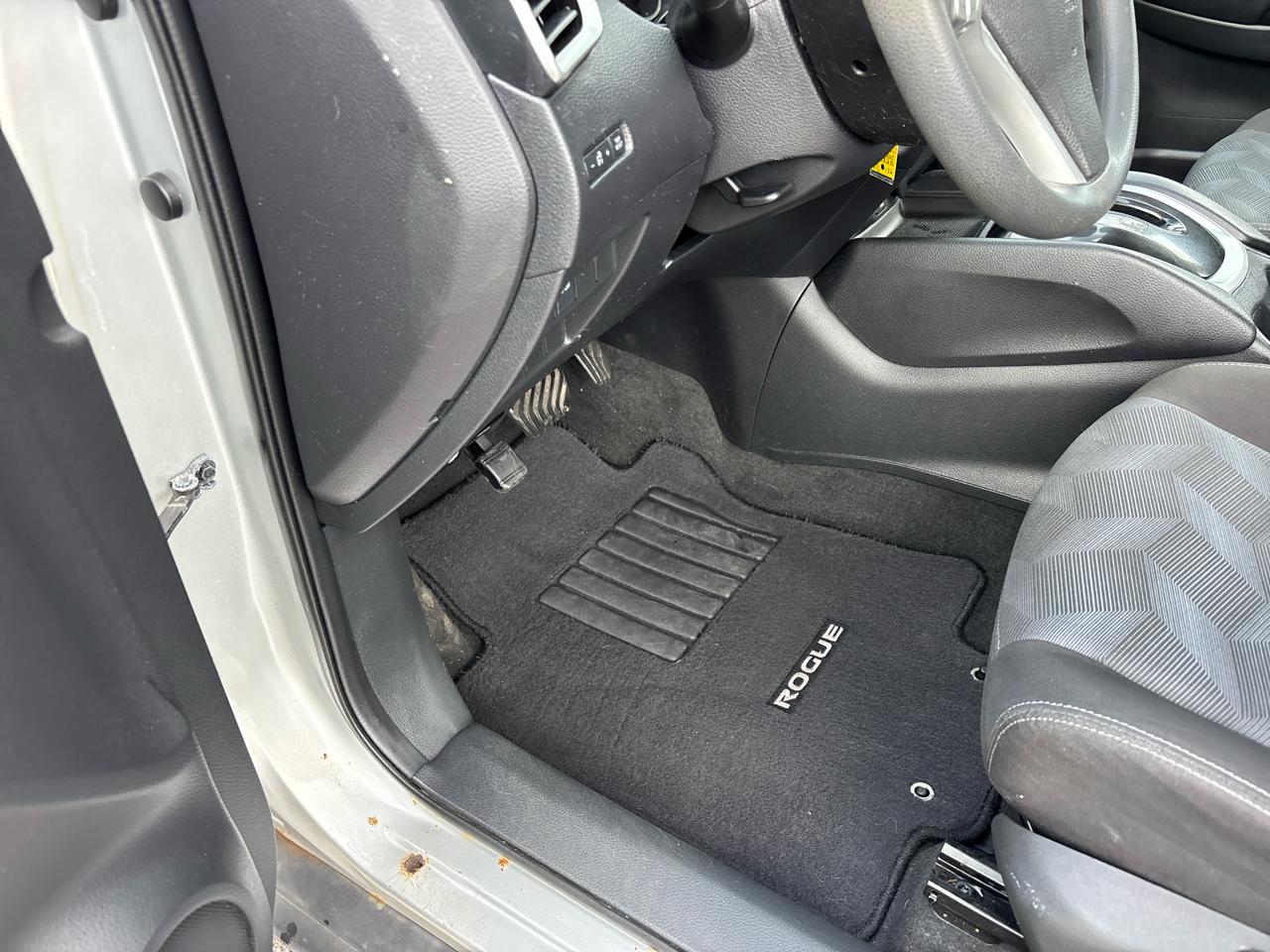 Nissan Rogue S 2WD 2015