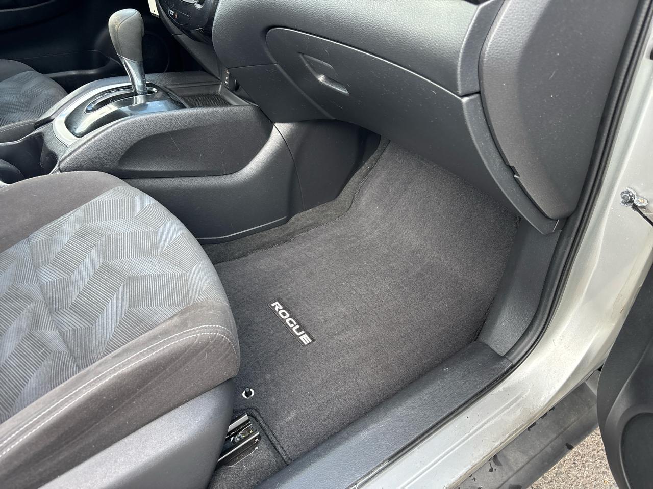 Nissan Rogue S 2WD 2015
