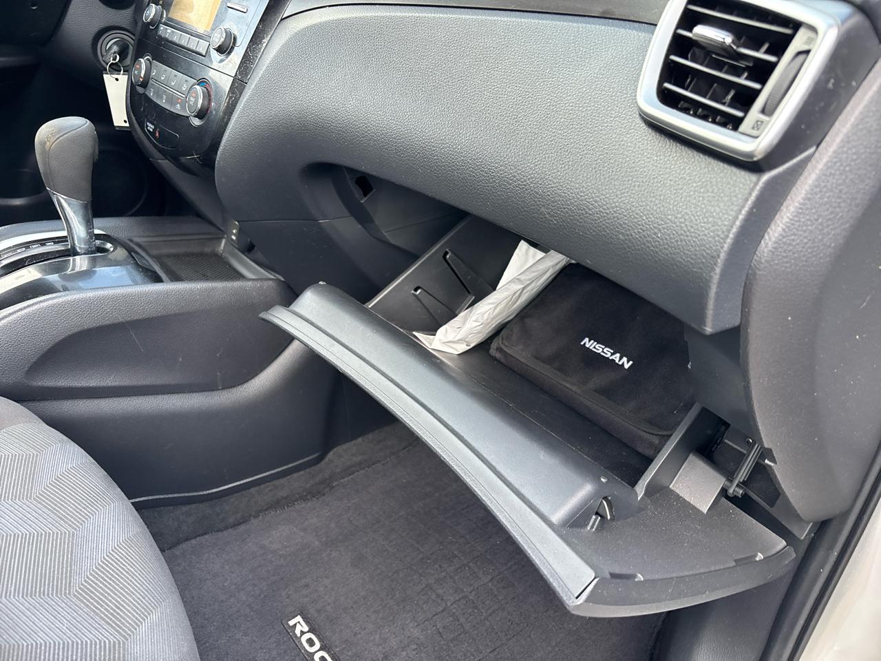 Nissan Rogue S 2WD 2015
