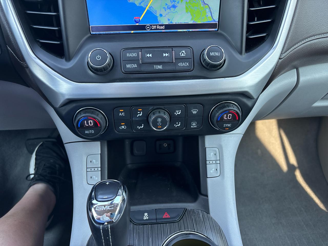 GMC Acadia SLT-1 FWD 2019