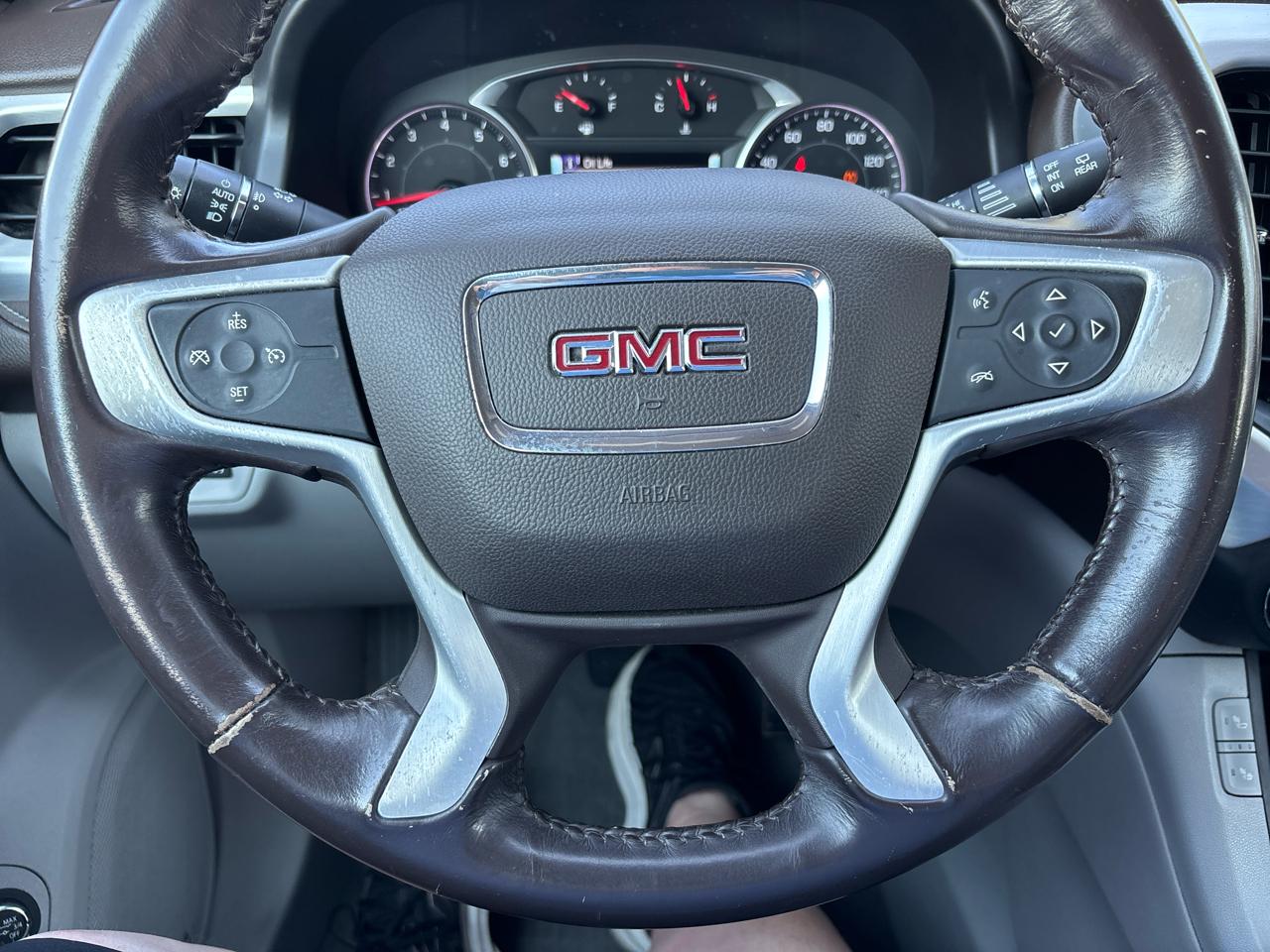 GMC Acadia SLT-1 FWD 2019