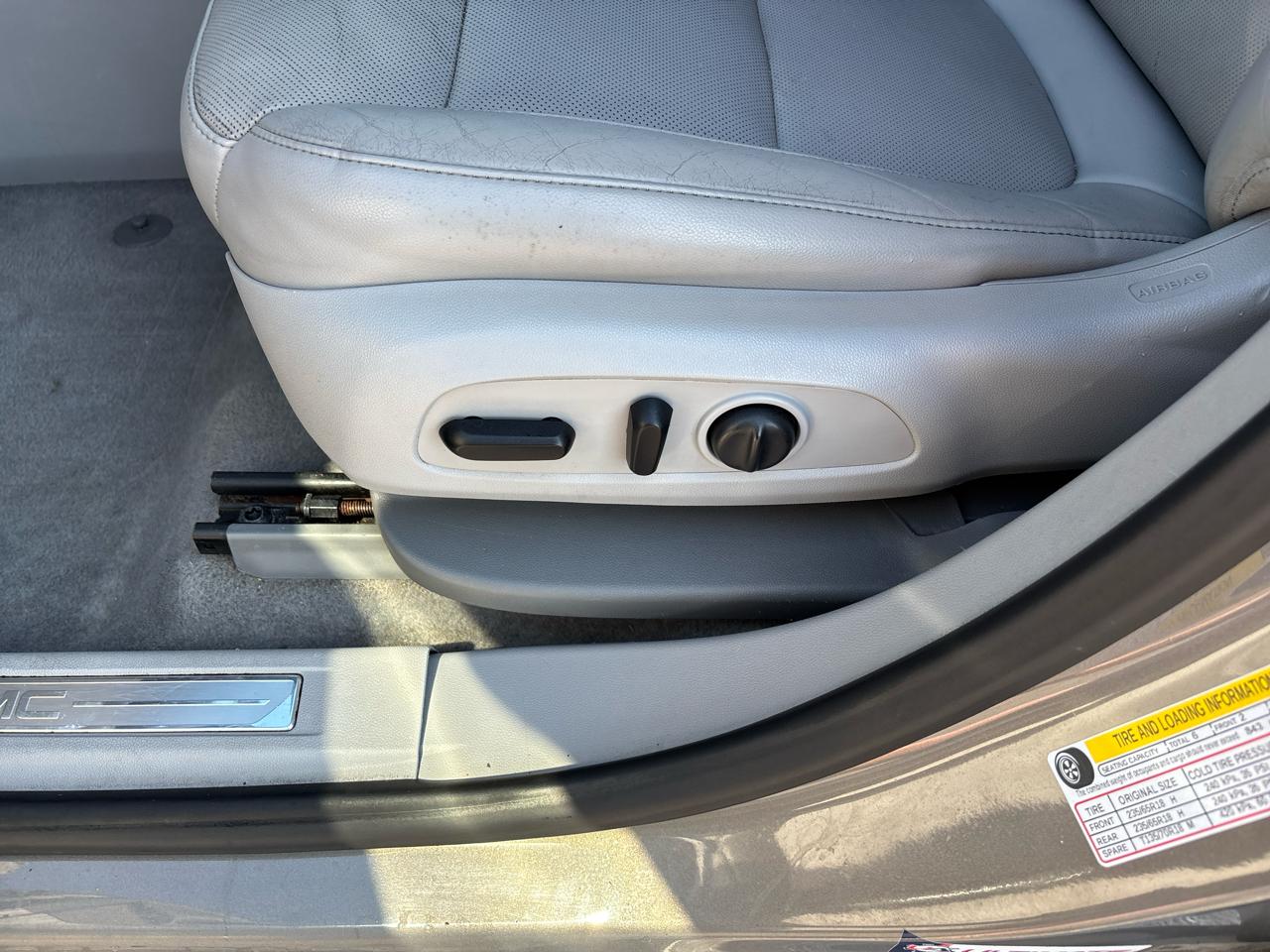 GMC Acadia SLT-1 FWD 2019