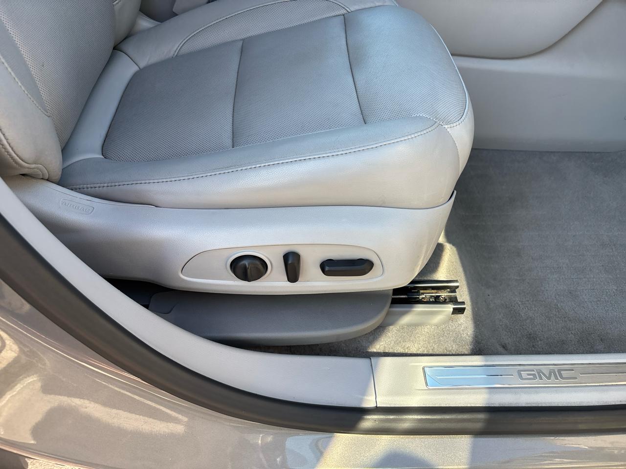 GMC Acadia SLT-1 FWD 2019