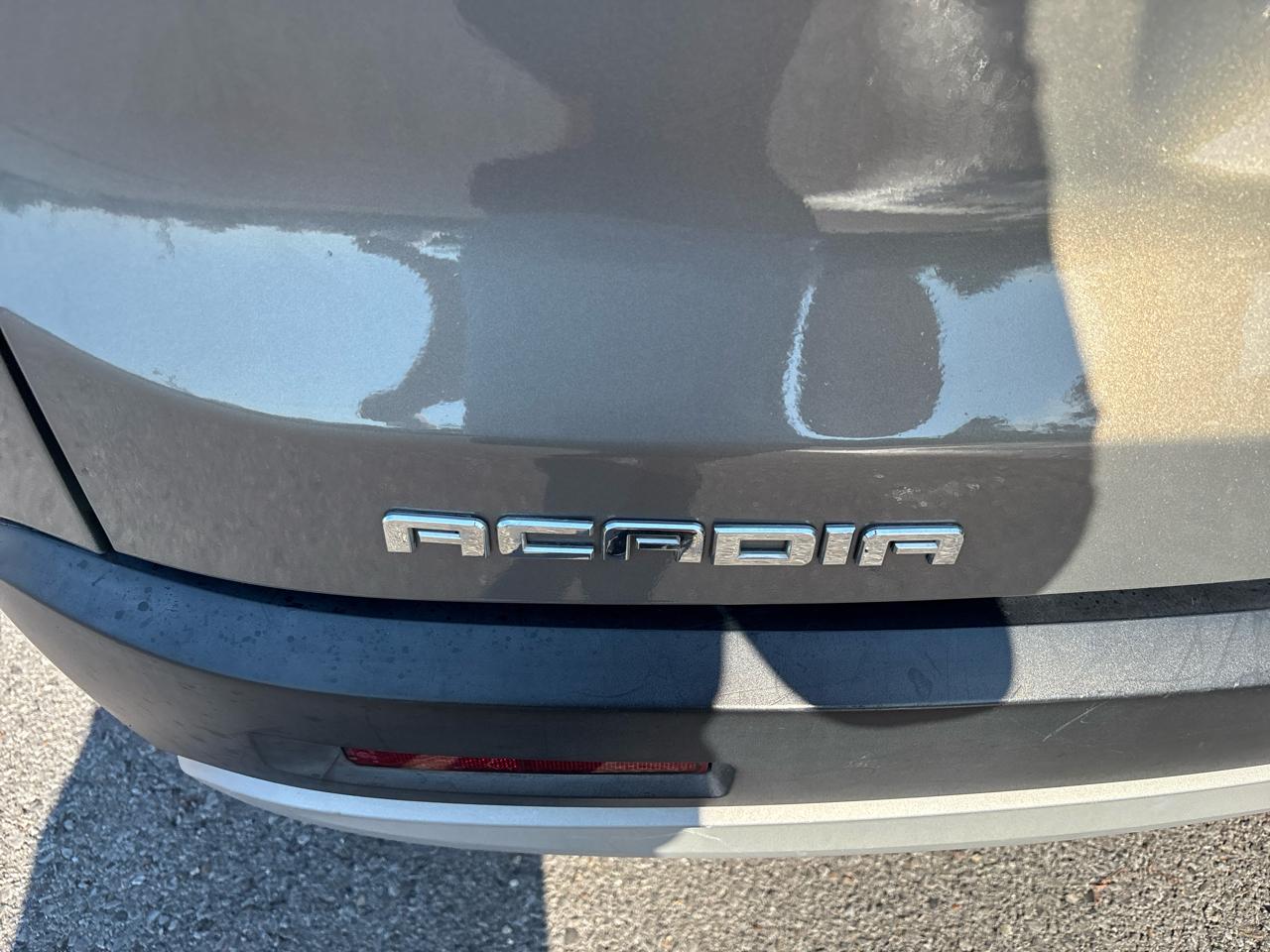 GMC Acadia SLT-1 FWD 2019