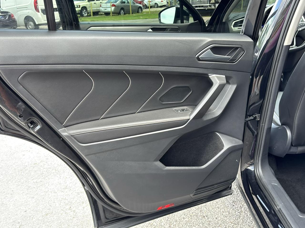 Volkswagen Tiguan SE 2022