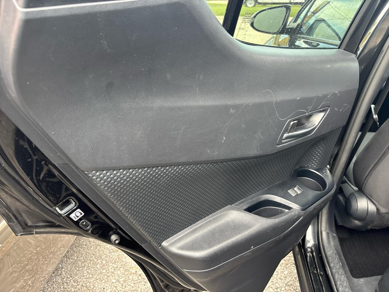Toyota C-HR XLE 2021
