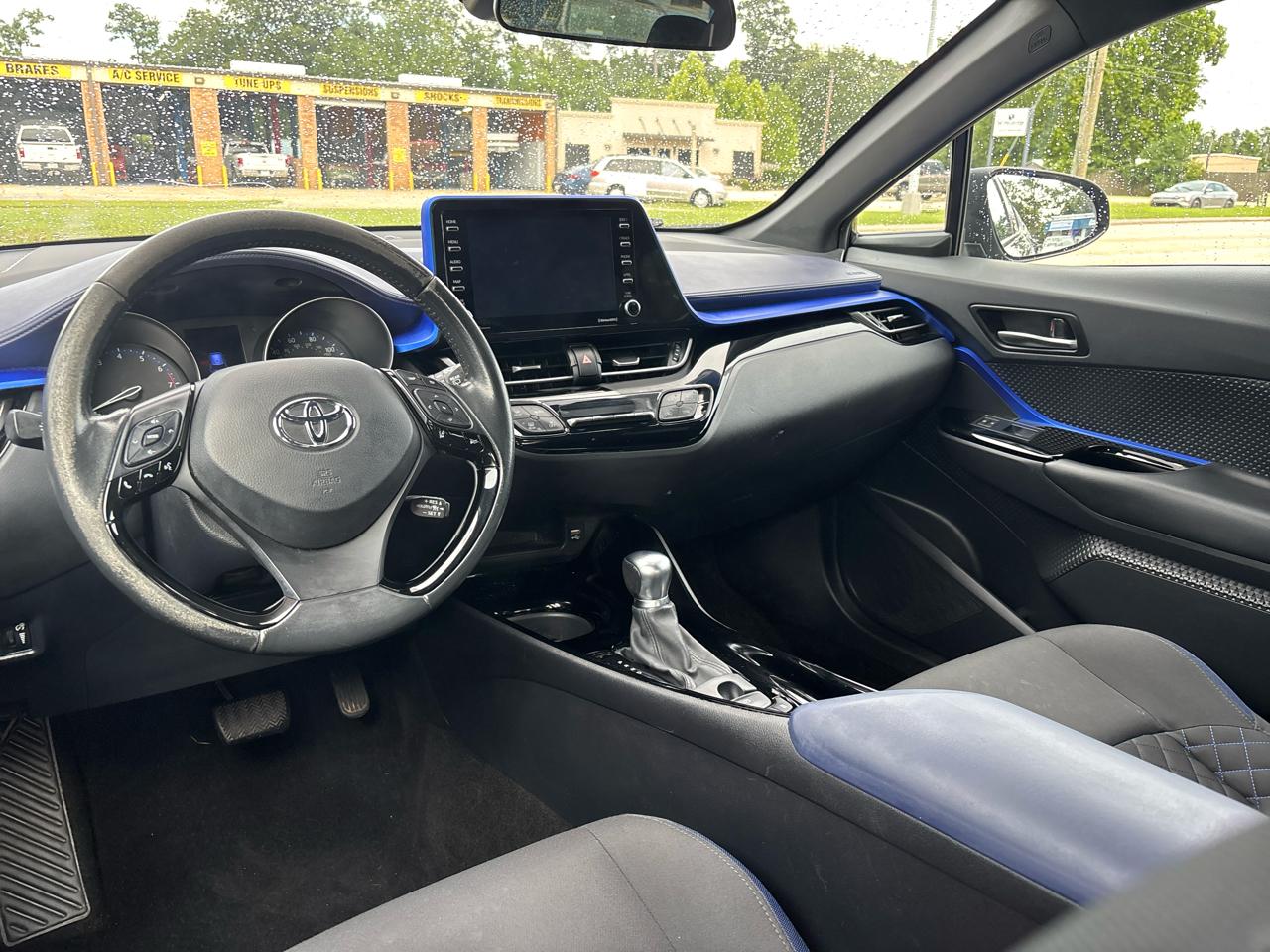 Toyota C-HR XLE 2021
