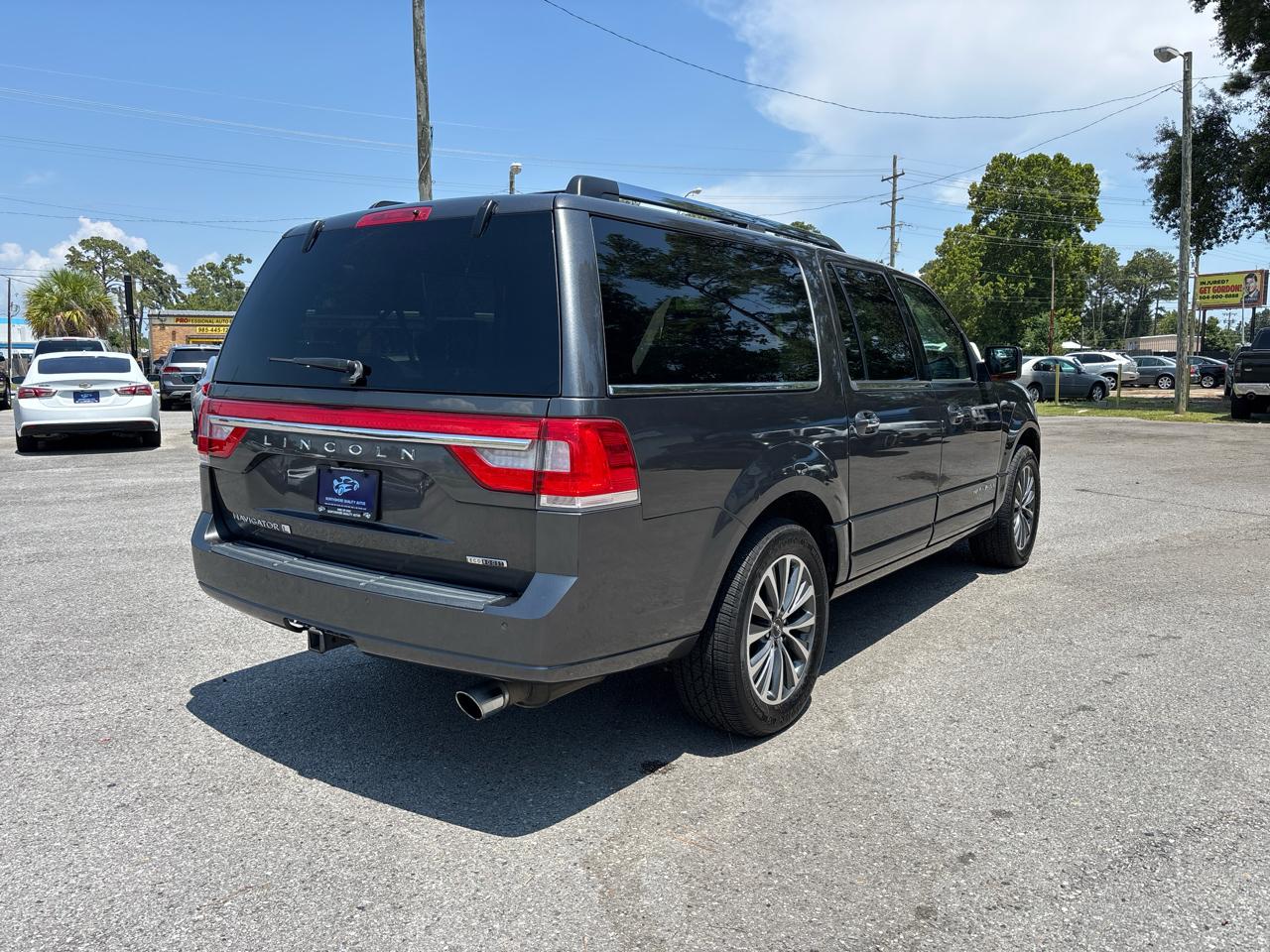 Lincoln Navigator L Select 2WD 2016