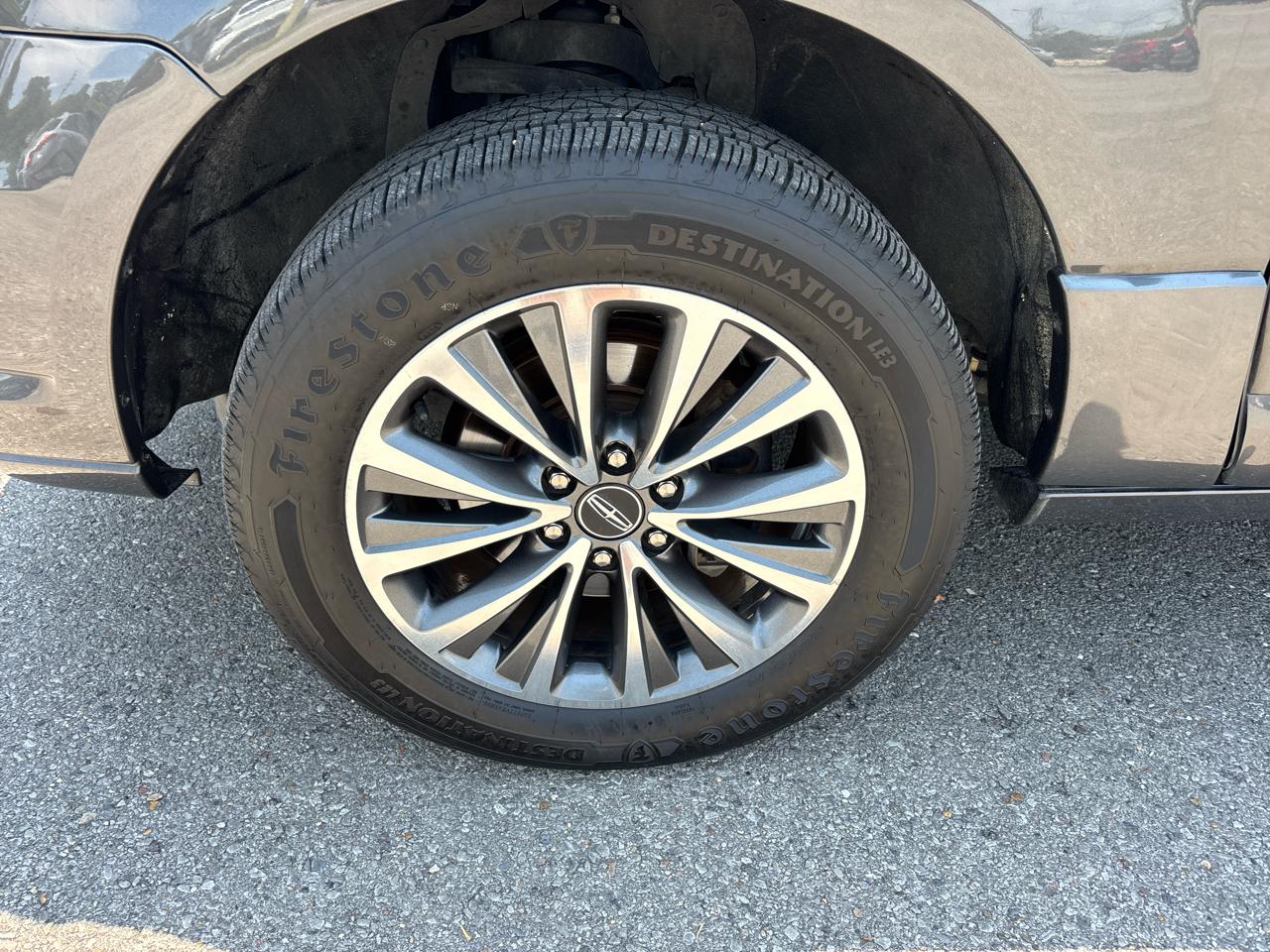 Lincoln Navigator L Select 2WD 2016