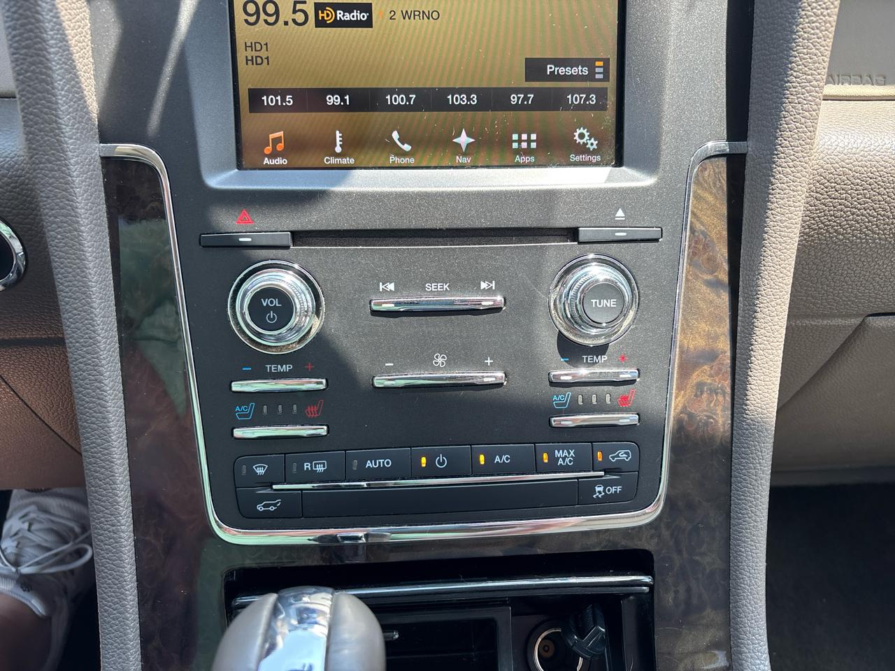 Lincoln Navigator L Select 2WD 2016