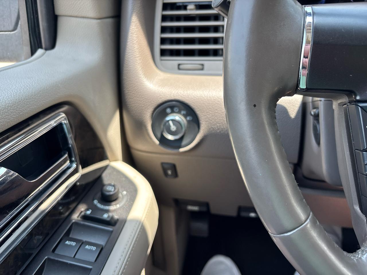 Lincoln Navigator L Select 2WD 2016
