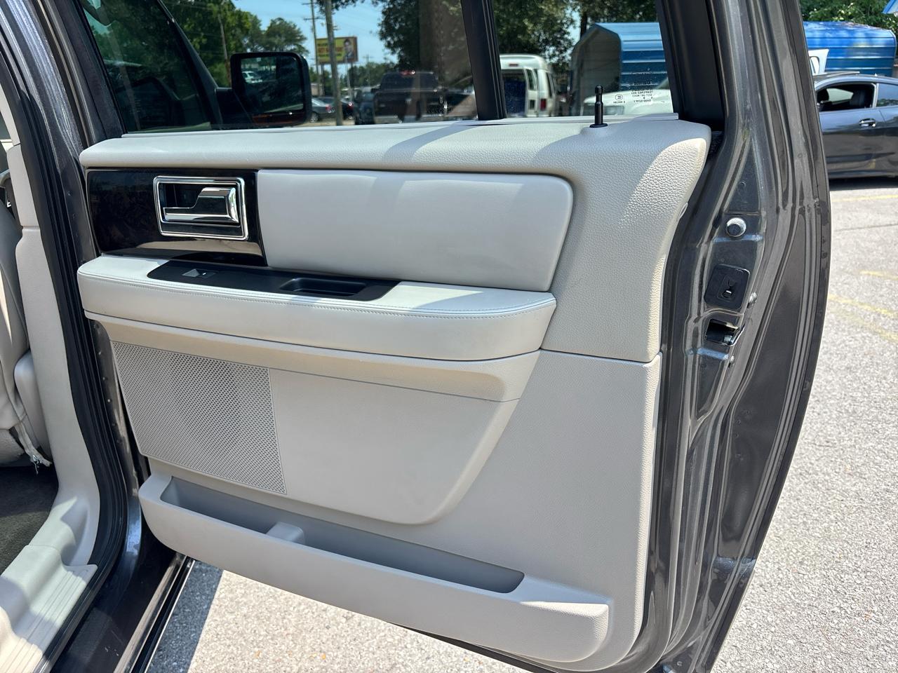 Lincoln Navigator L Select 2WD 2016