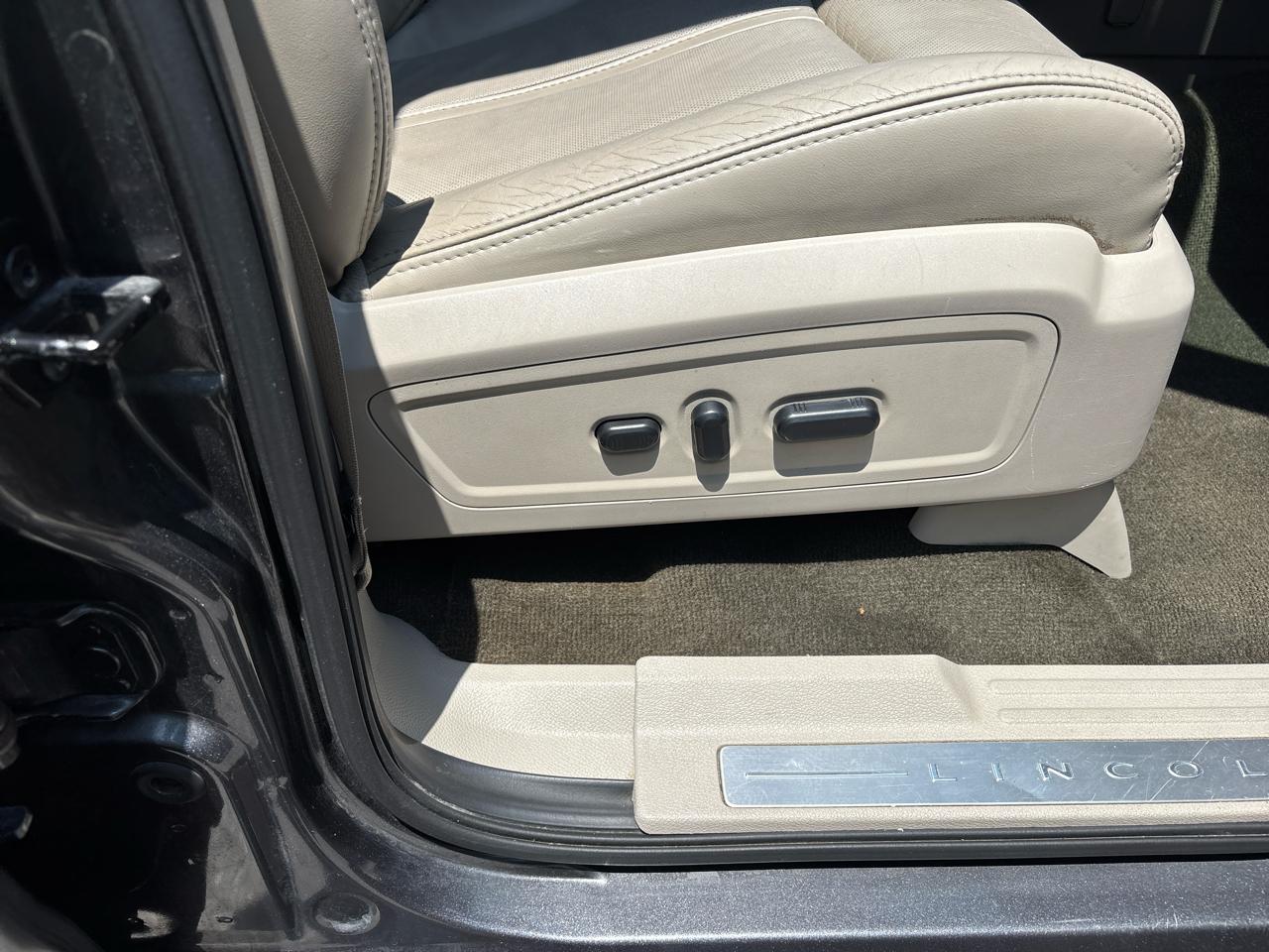 Lincoln Navigator L Select 2WD 2016