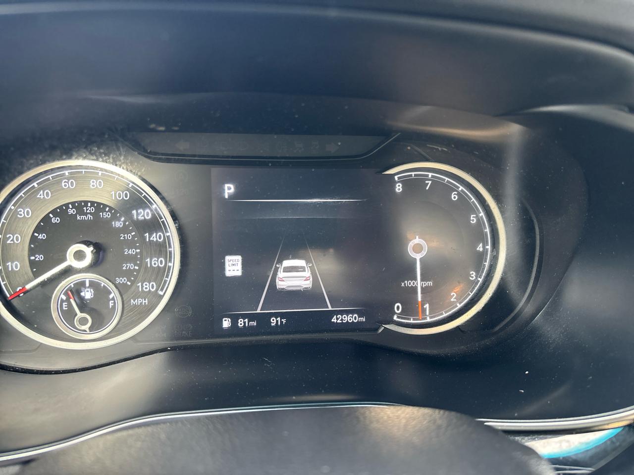 Genesis G70 2.5T 2025