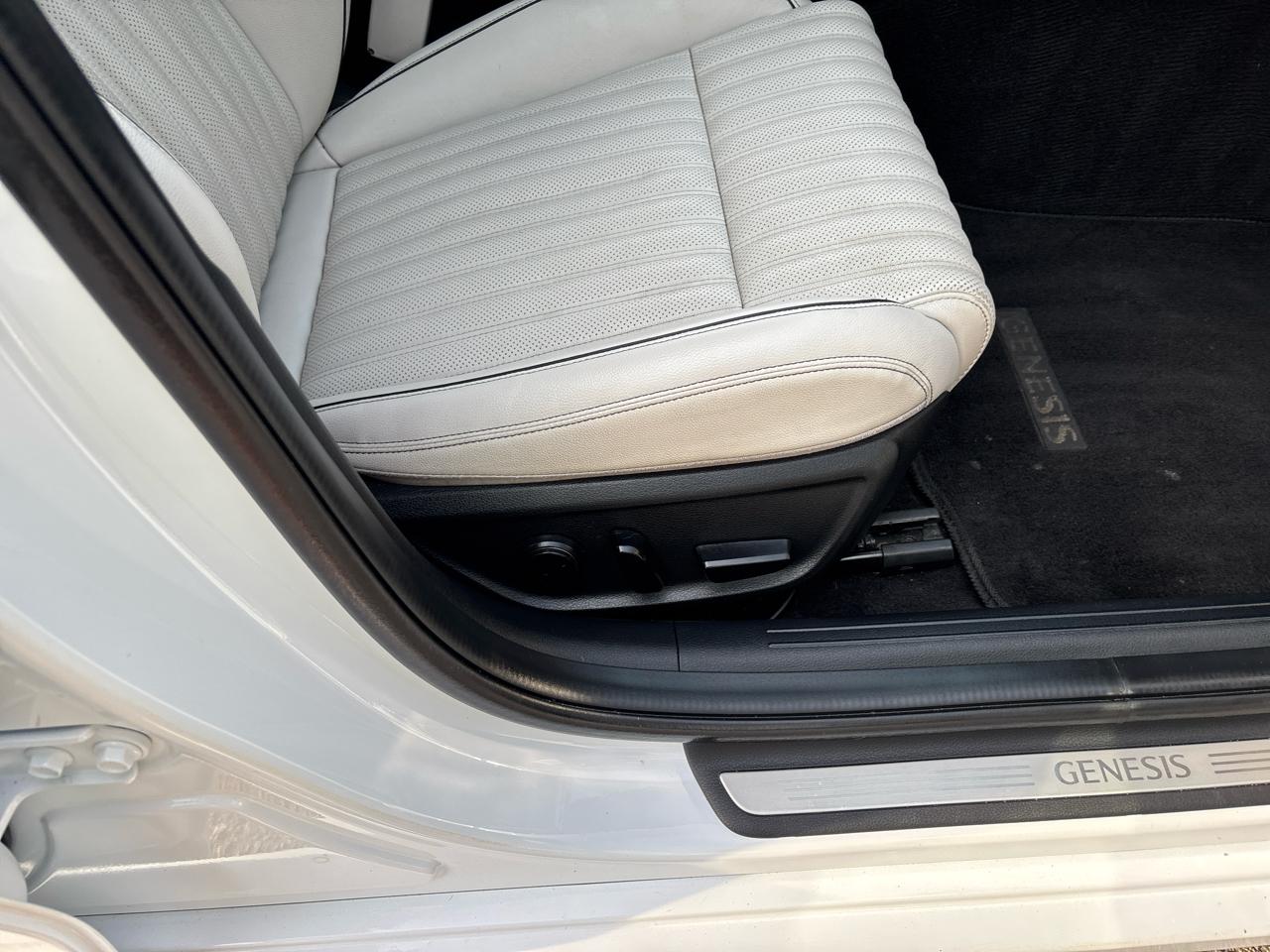 Genesis G70 2.5T 2025
