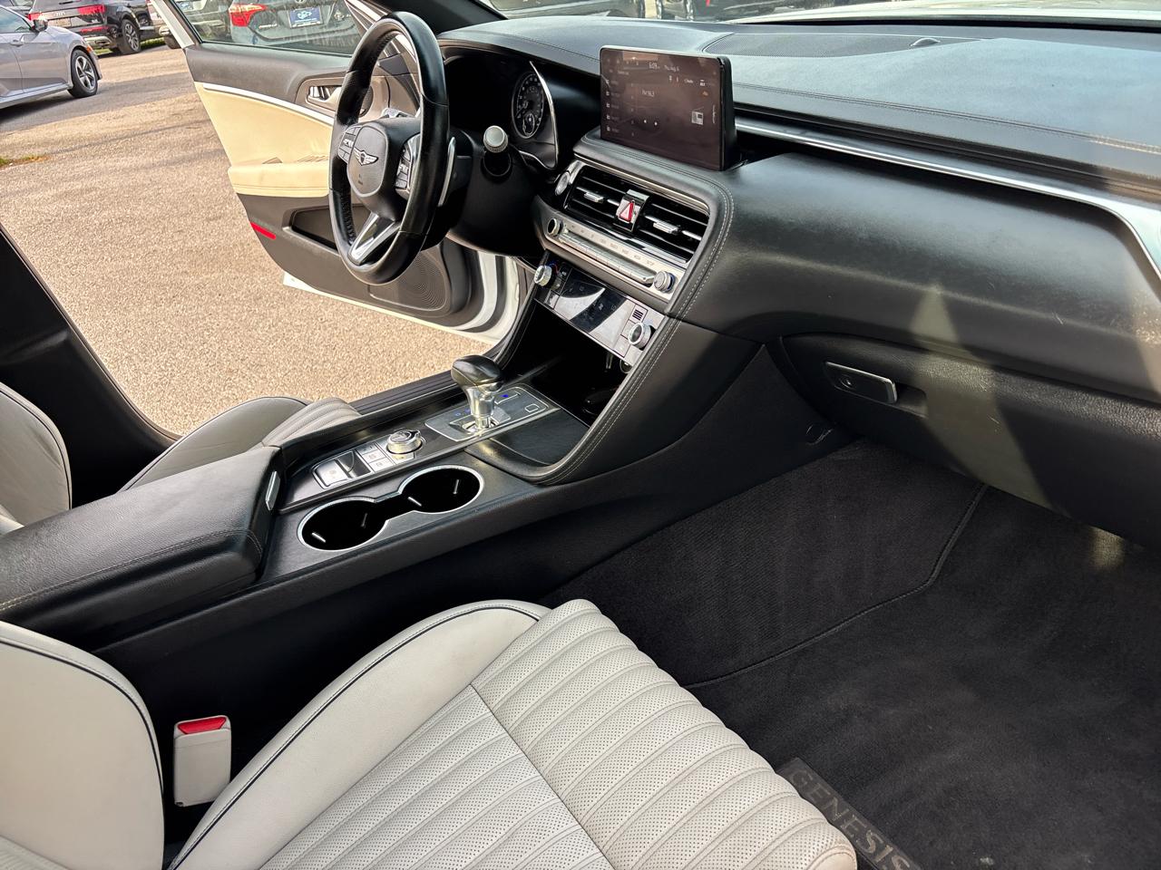 Genesis G70 2.5T 2025