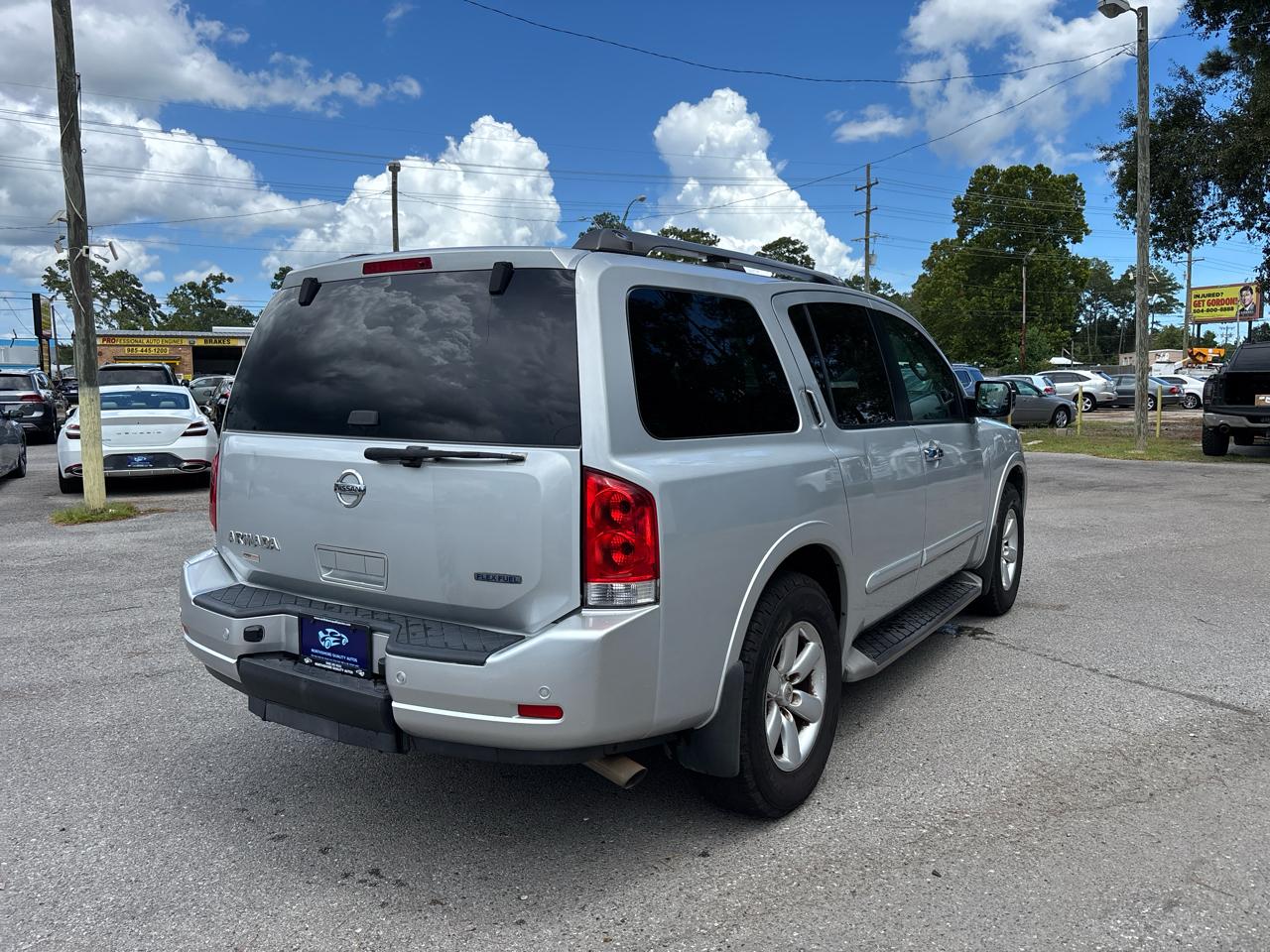 Nissan Armada SL 2WD 2015