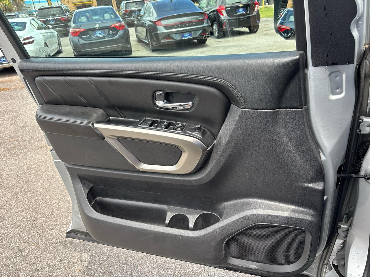 Nissan Armada SL 2WD 2015