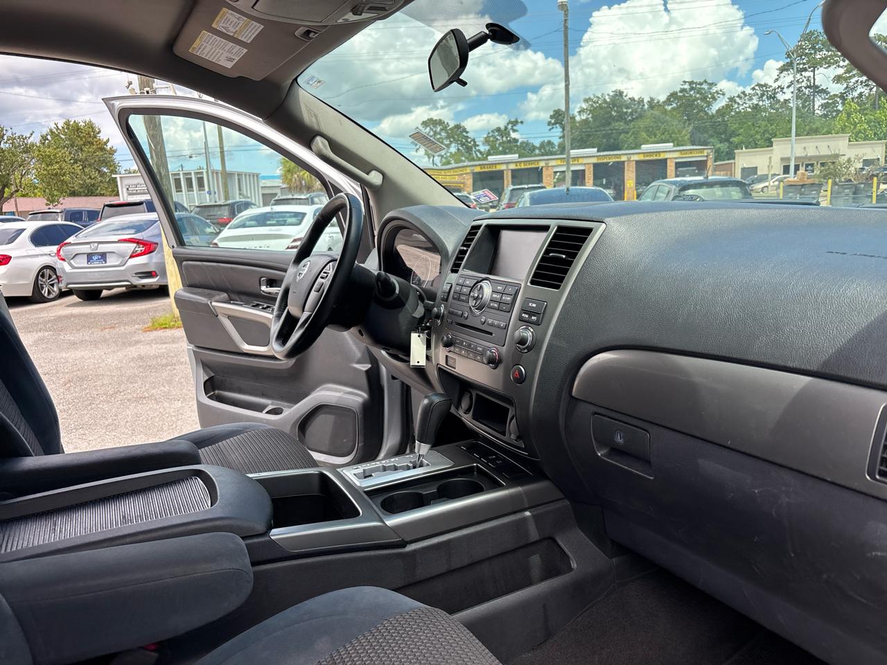 Nissan Armada SL 2WD 2015