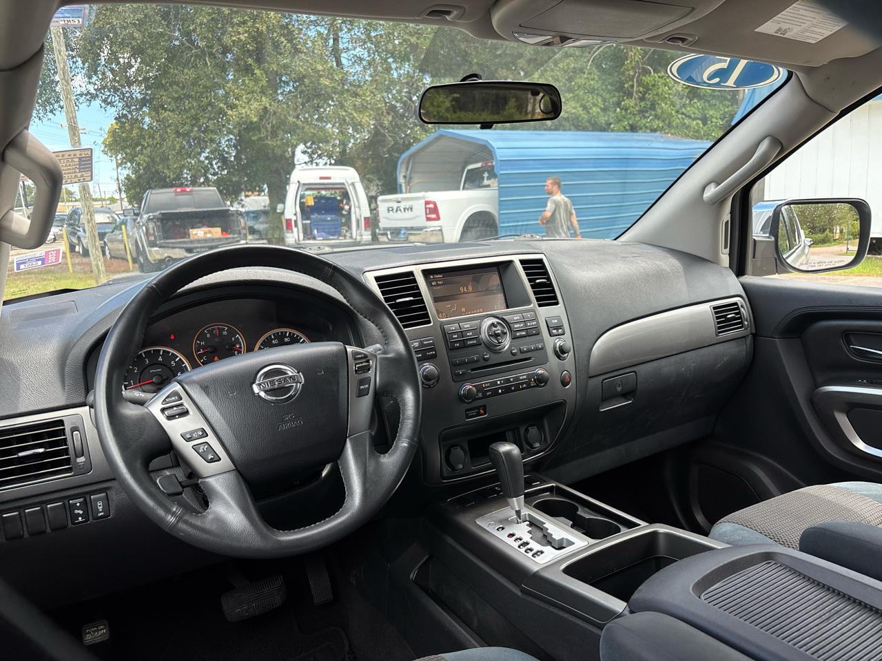 Nissan Armada SL 2WD 2015