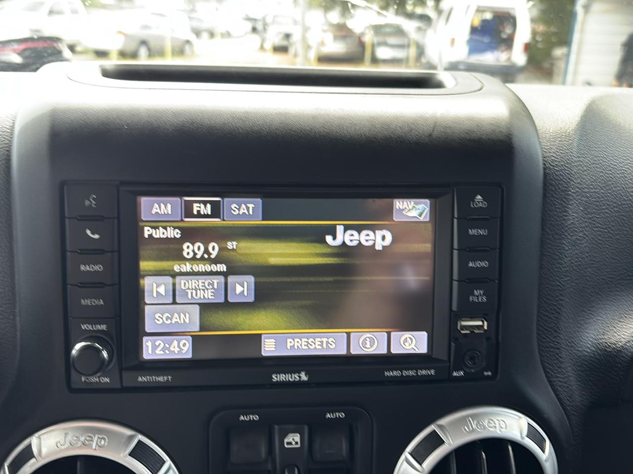 Jeep Wrangler Unlimited Sahara 4WD 2015