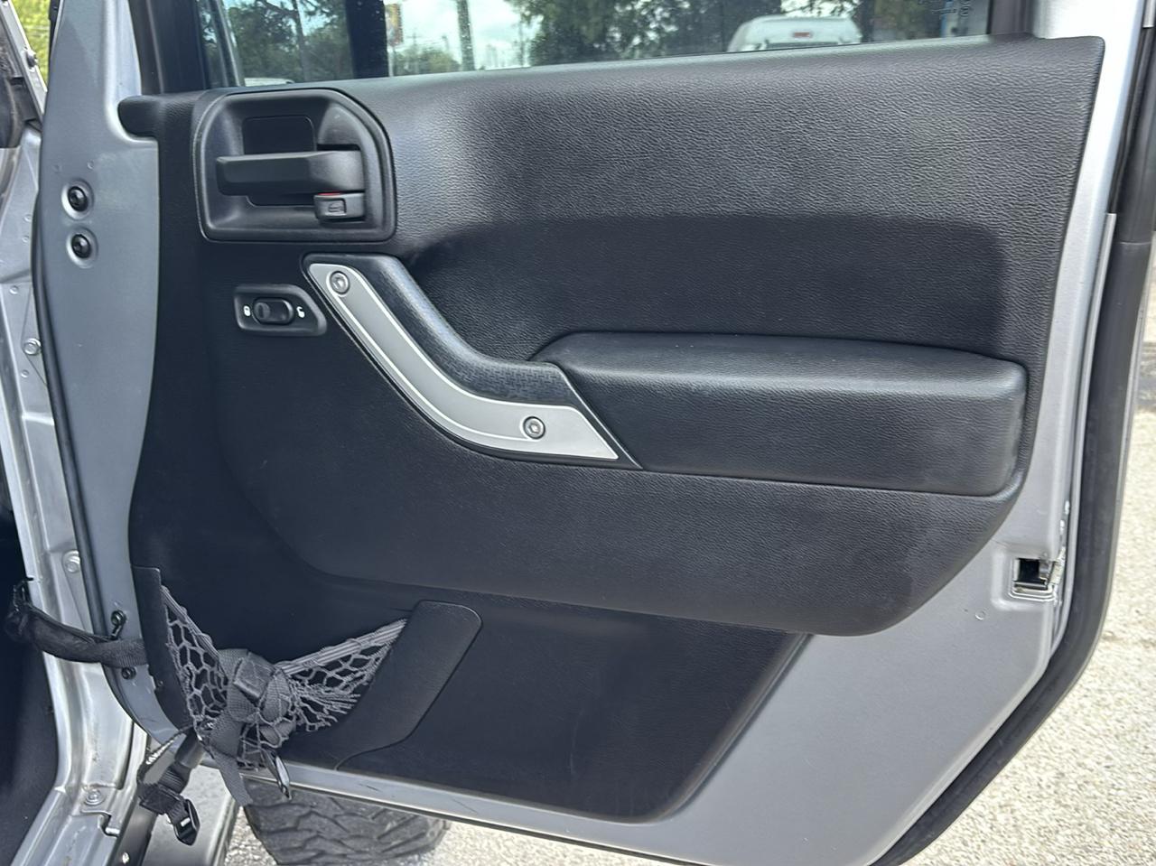 Jeep Wrangler Unlimited Sahara 4WD 2015