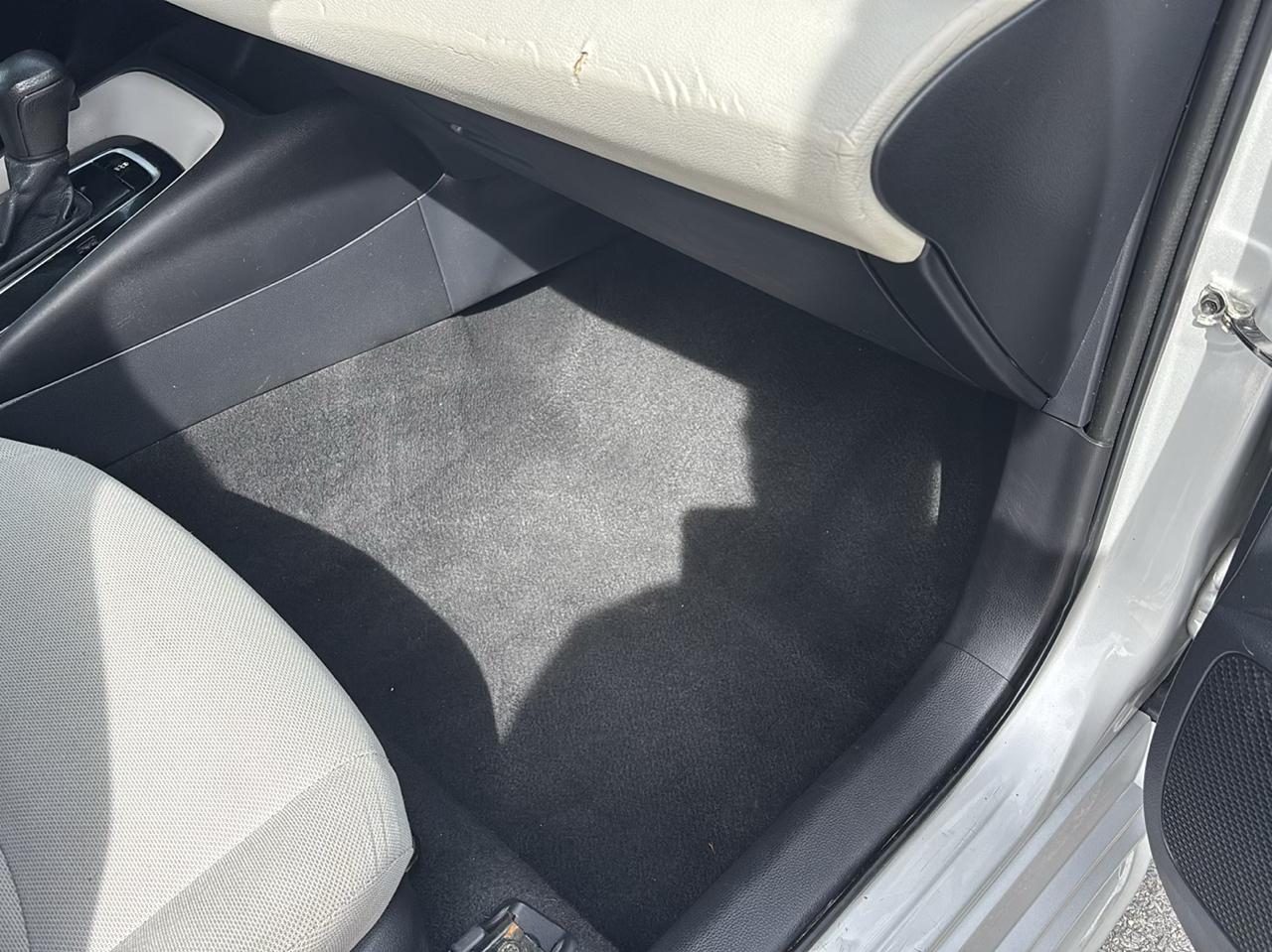 Toyota Corolla L CVT 2020