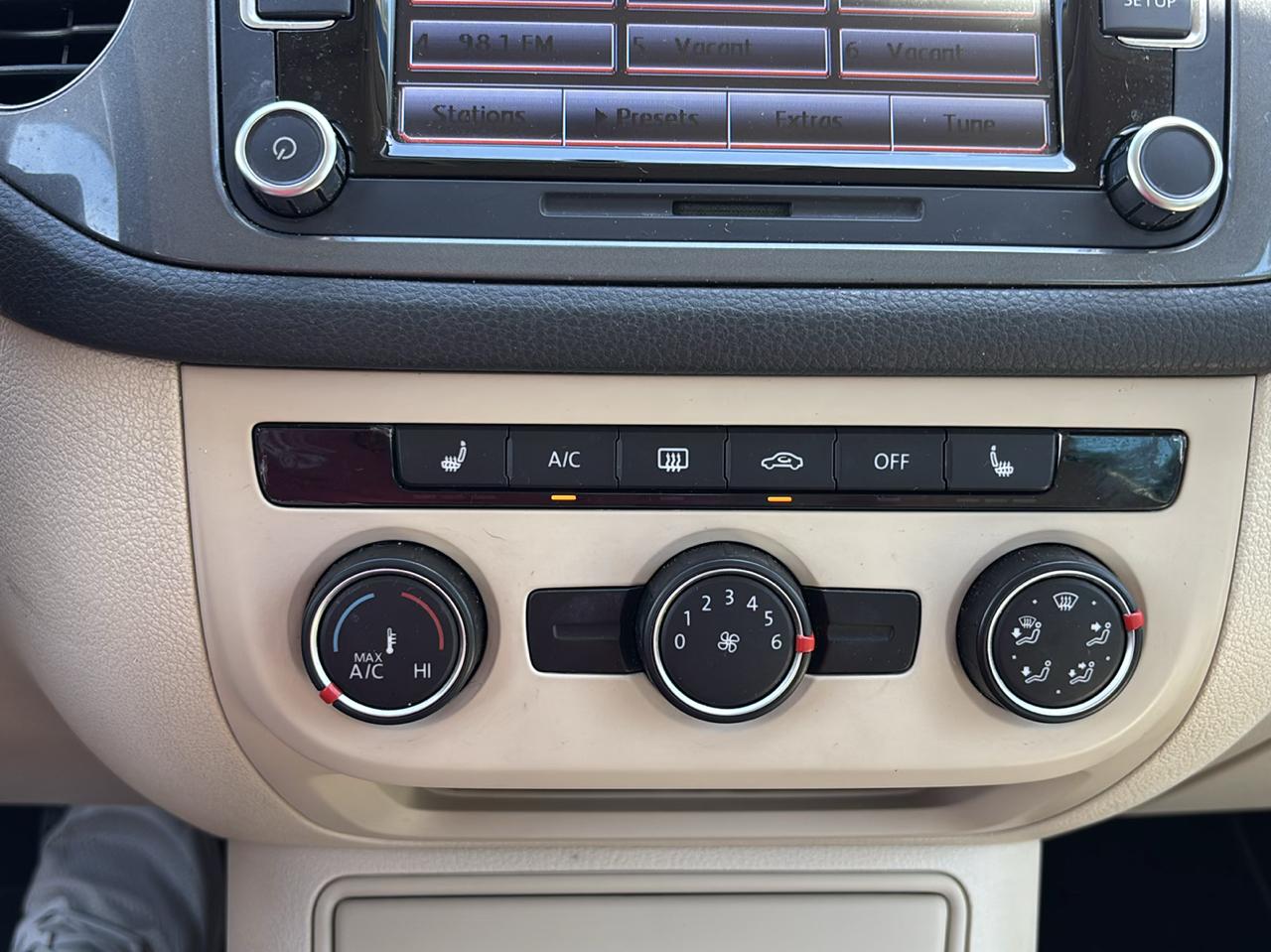 Volkswagen Tiguan S 4Motion 2015