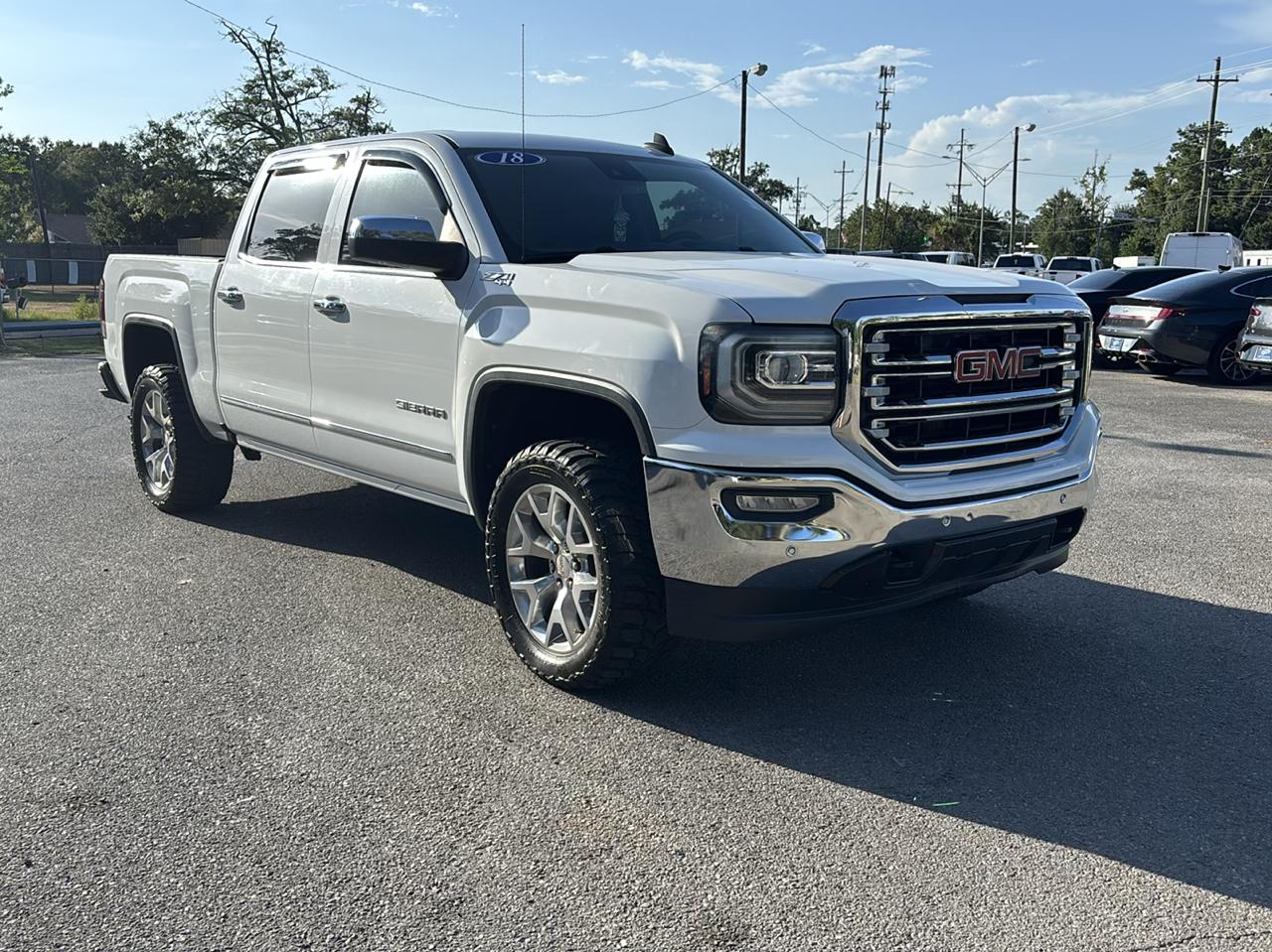 GMC Sierra 1500 SLT Crew Cab Short Box 4WD 2018
