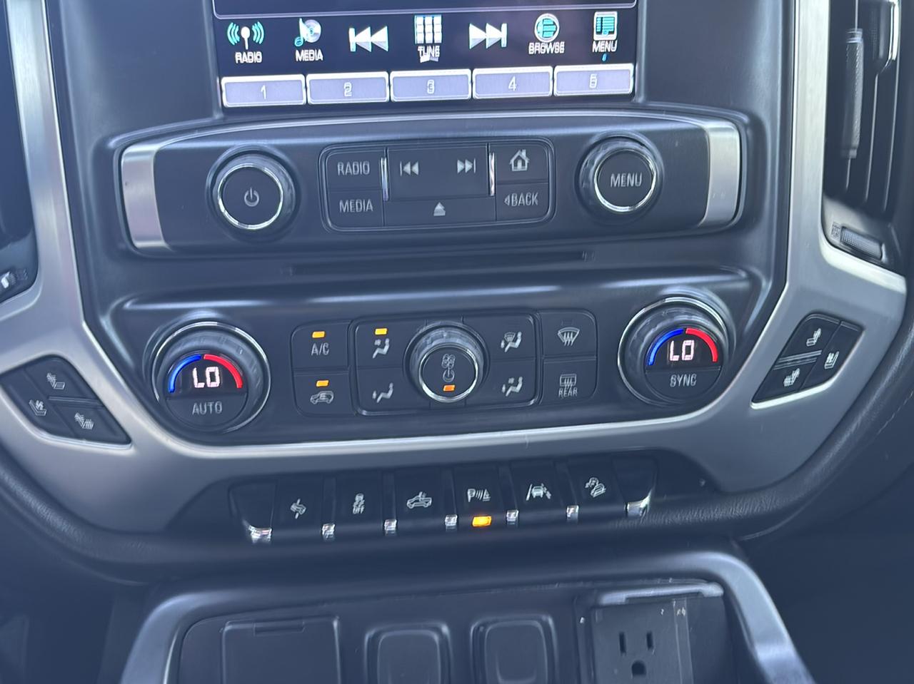 GMC Sierra 1500 SLT Crew Cab Short Box 4WD 2018