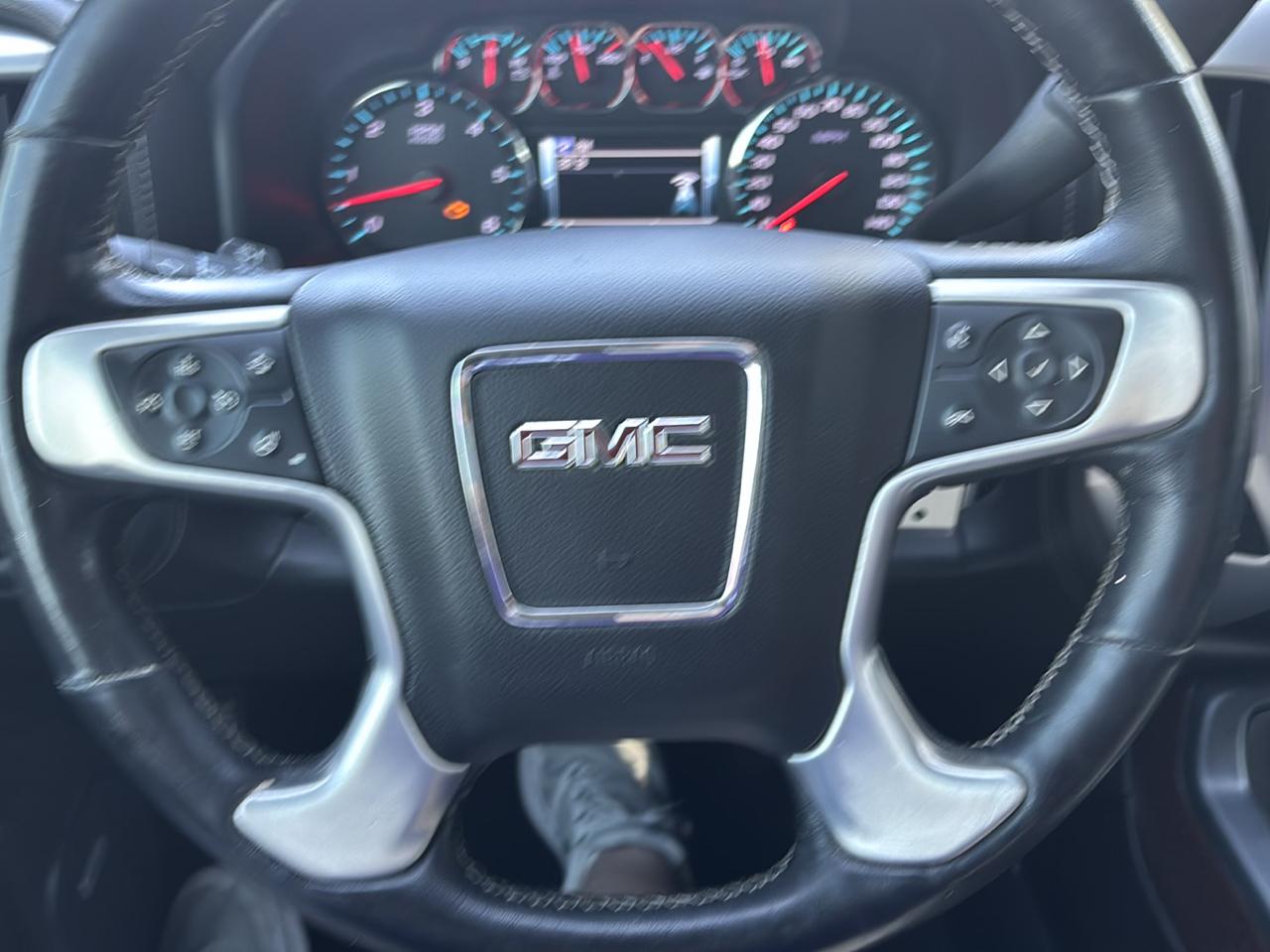 GMC Sierra 1500 SLT Crew Cab Short Box 4WD 2018