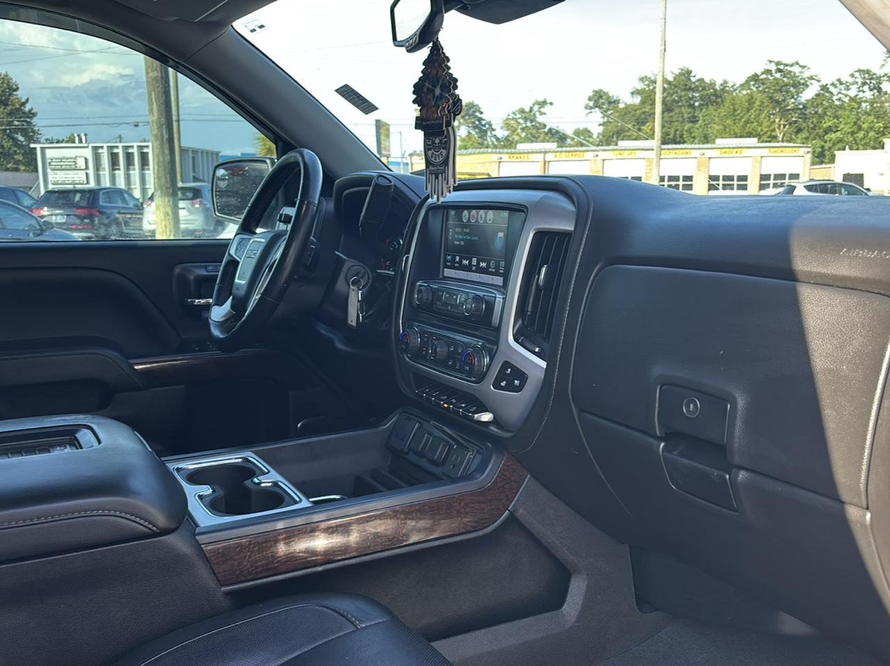 GMC Sierra 1500 SLT Crew Cab Short Box 4WD 2018