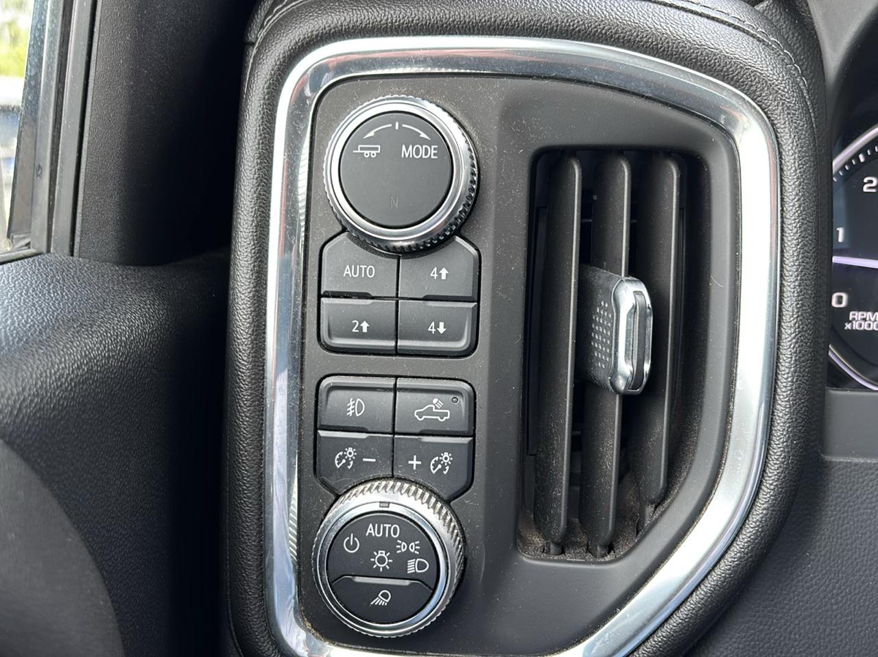 GMC Sierra 2500HD SLT Crew Cab 4WD 2021
