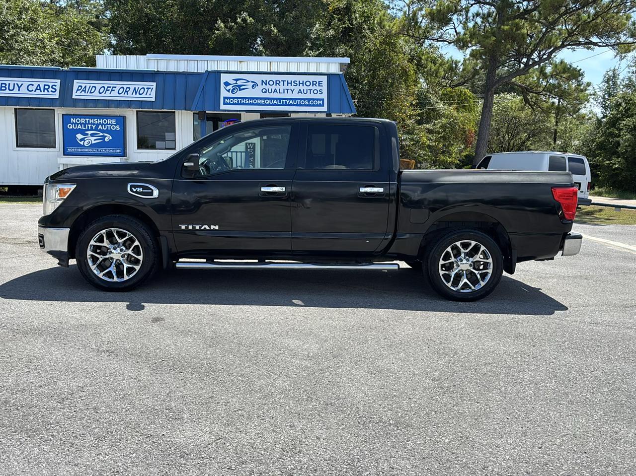 Nissan Titan SV Crew Cab 2WD 2017