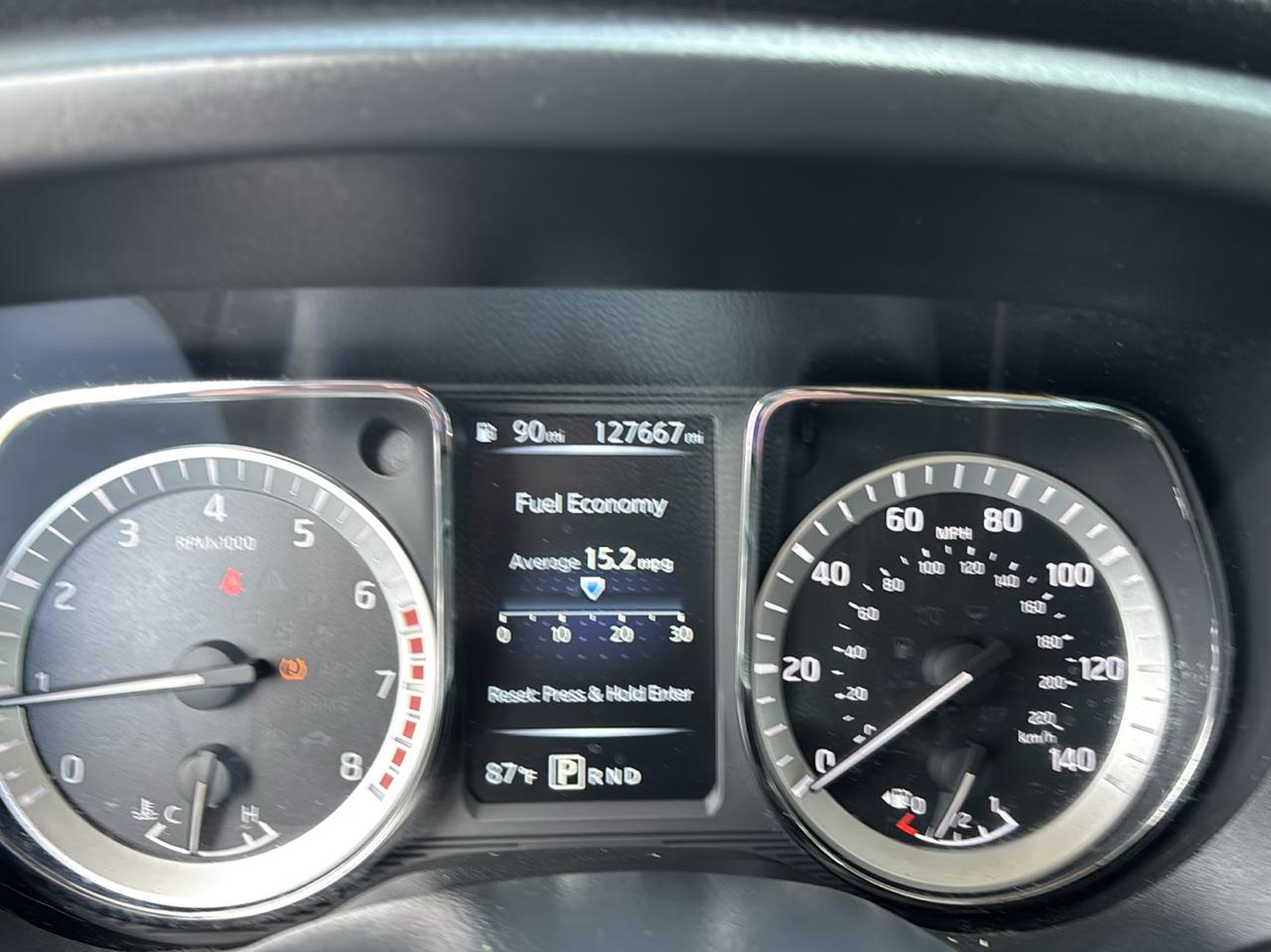 Nissan Titan SV Crew Cab 2WD 2017