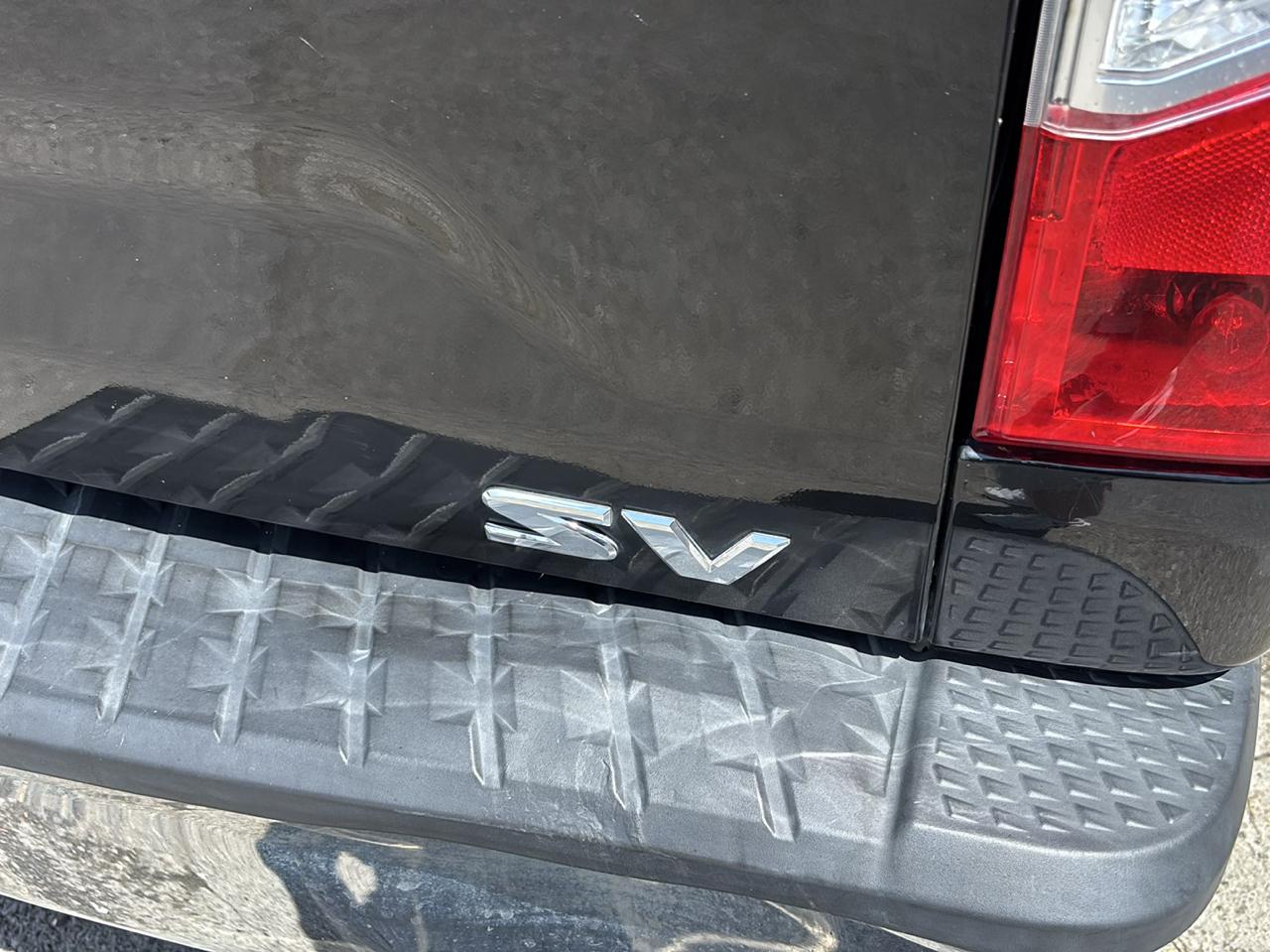 Nissan Titan SV Crew Cab 2WD 2017