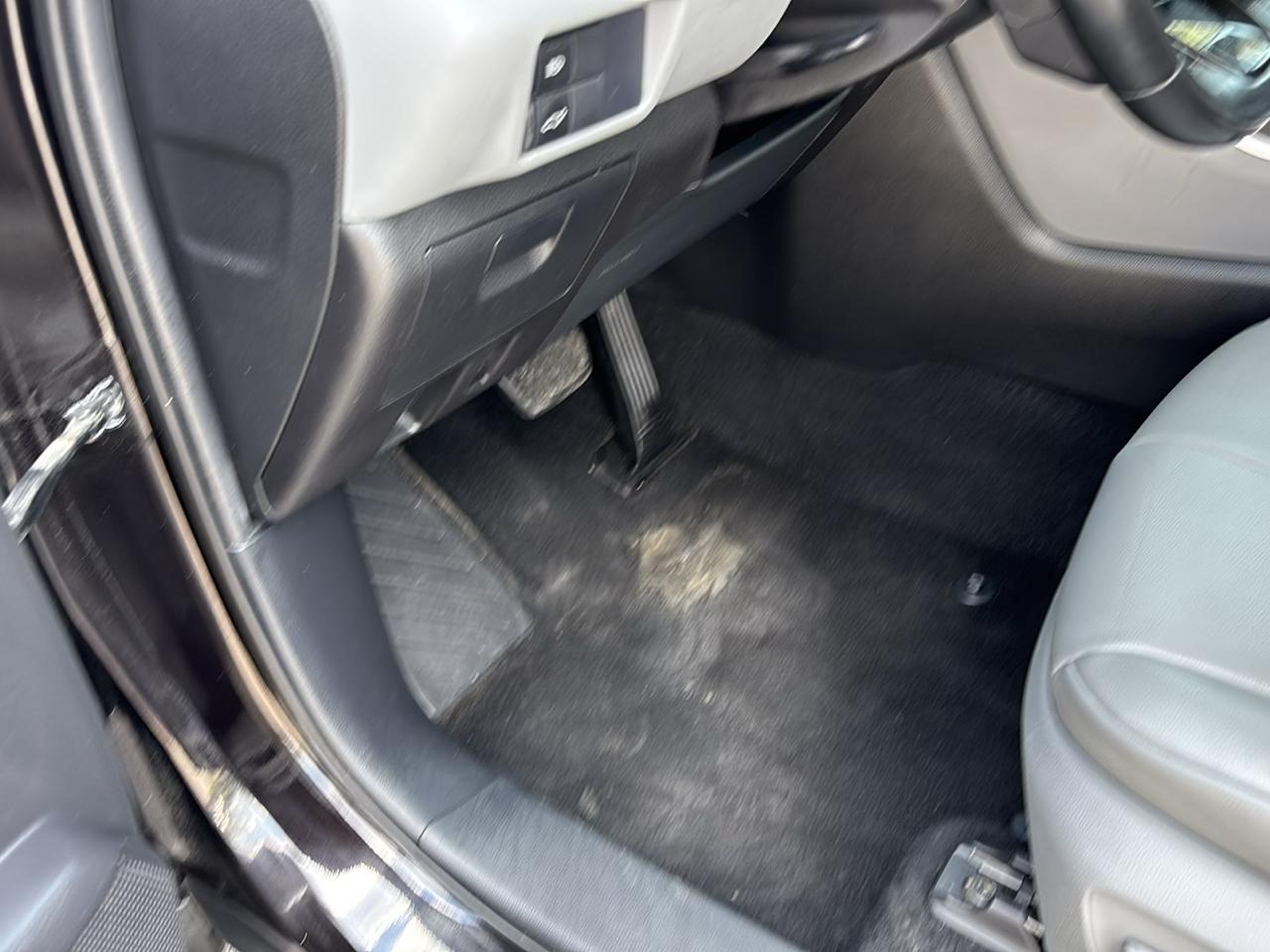 Toyota Highlander XLE FWD V6 2021