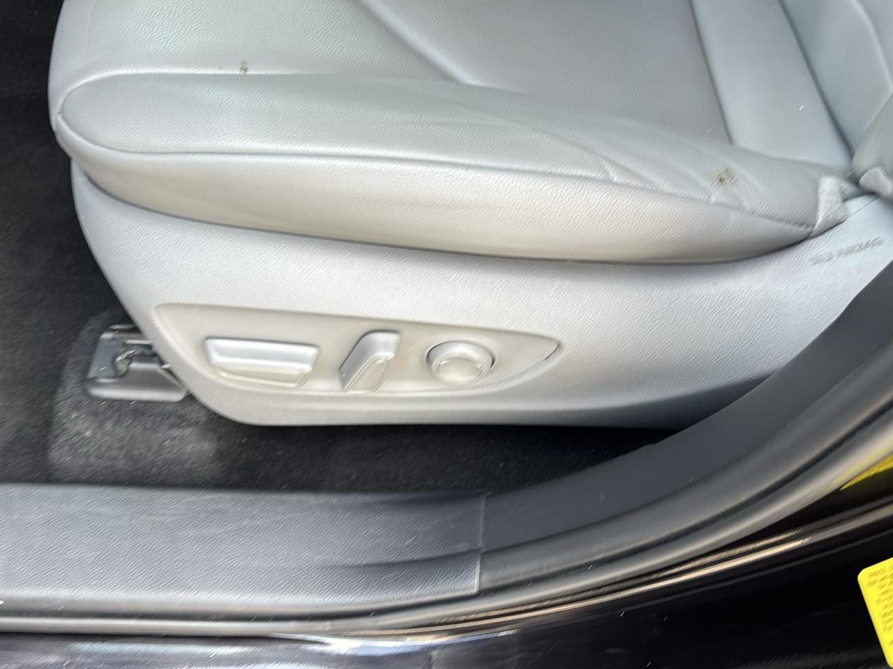 Toyota Highlander XLE FWD V6 2021