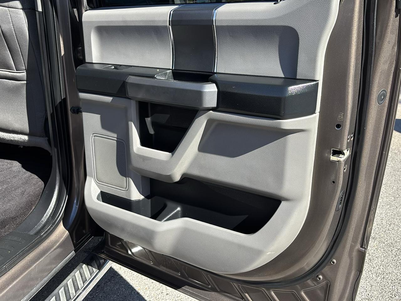 Ford F-150 XLT SuperCrew 5.5-ft. Bed 4WD 2016