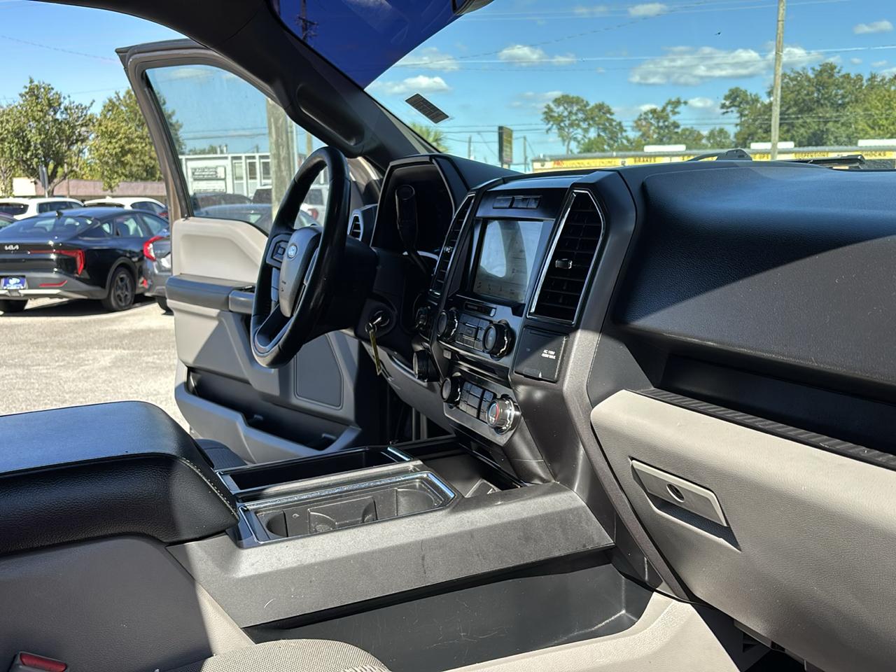 Ford F-150 XLT SuperCrew 5.5-ft. Bed 4WD 2016