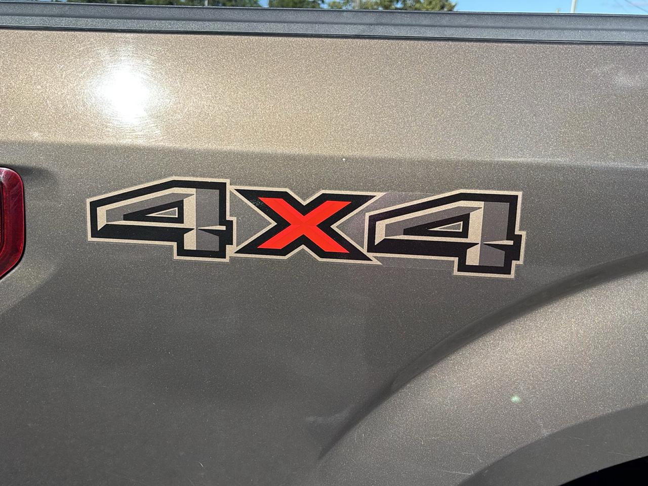 Ford F-150 XLT SuperCrew 5.5-ft. Bed 4WD 2016