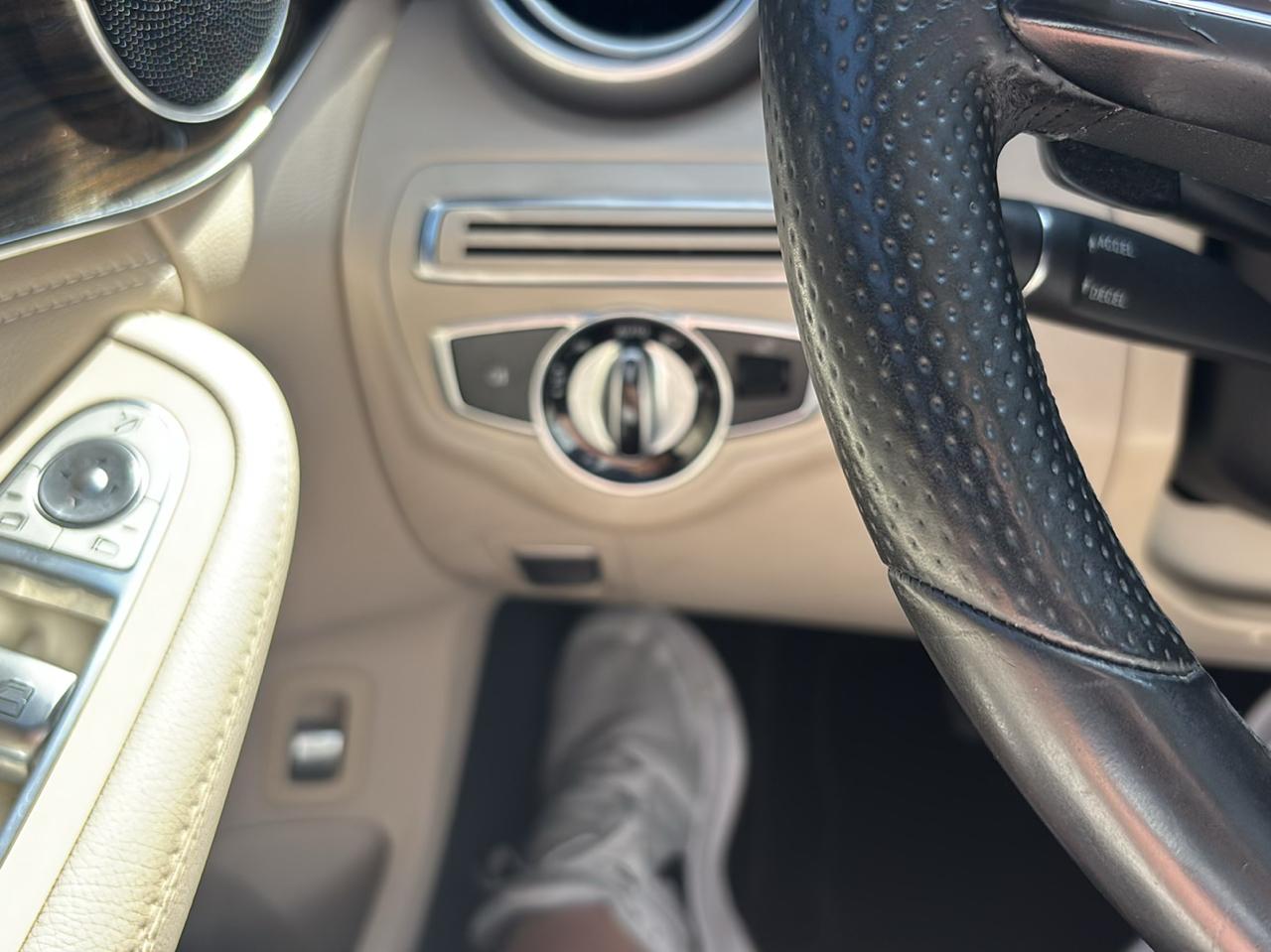 Mercedes-Benz C-Class C300 Sedan 2015