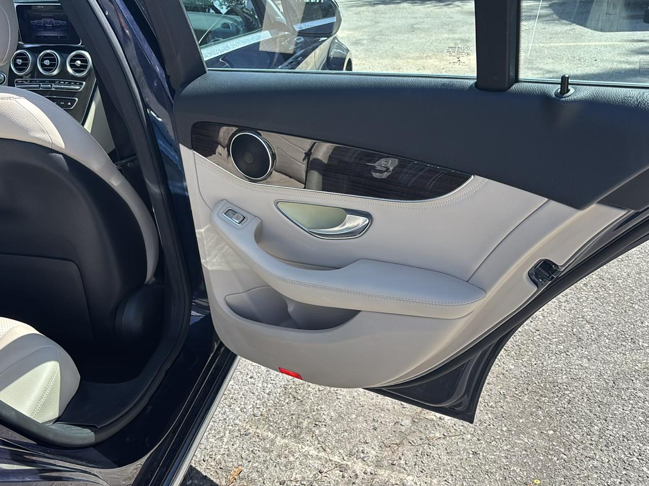 Mercedes-Benz C-Class C300 Sedan 2015