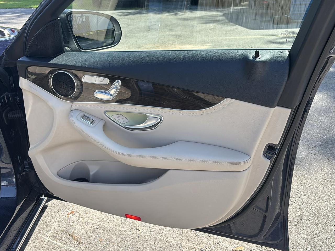 Mercedes-Benz C-Class C300 Sedan 2015