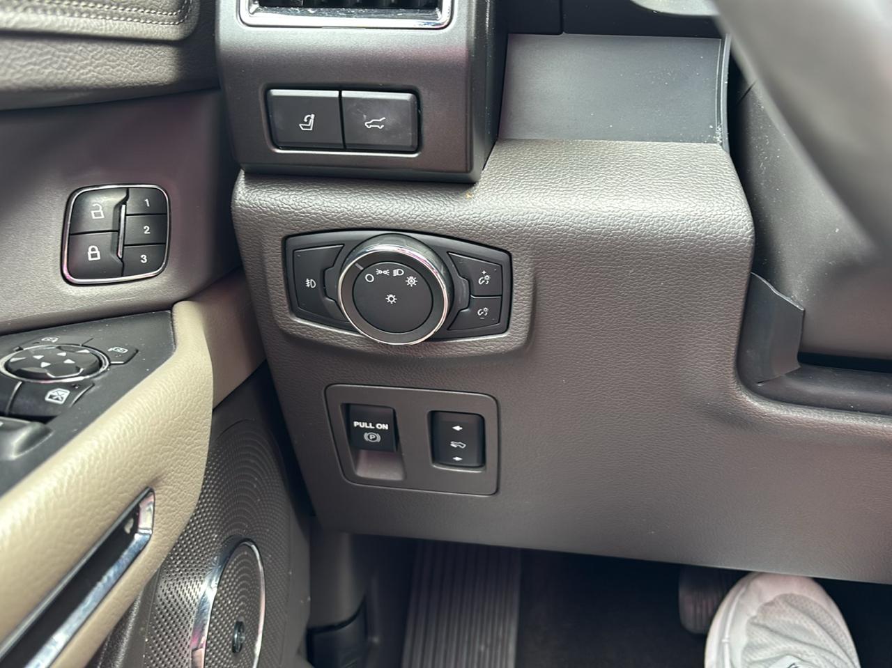Ford Expedition Limited 2020