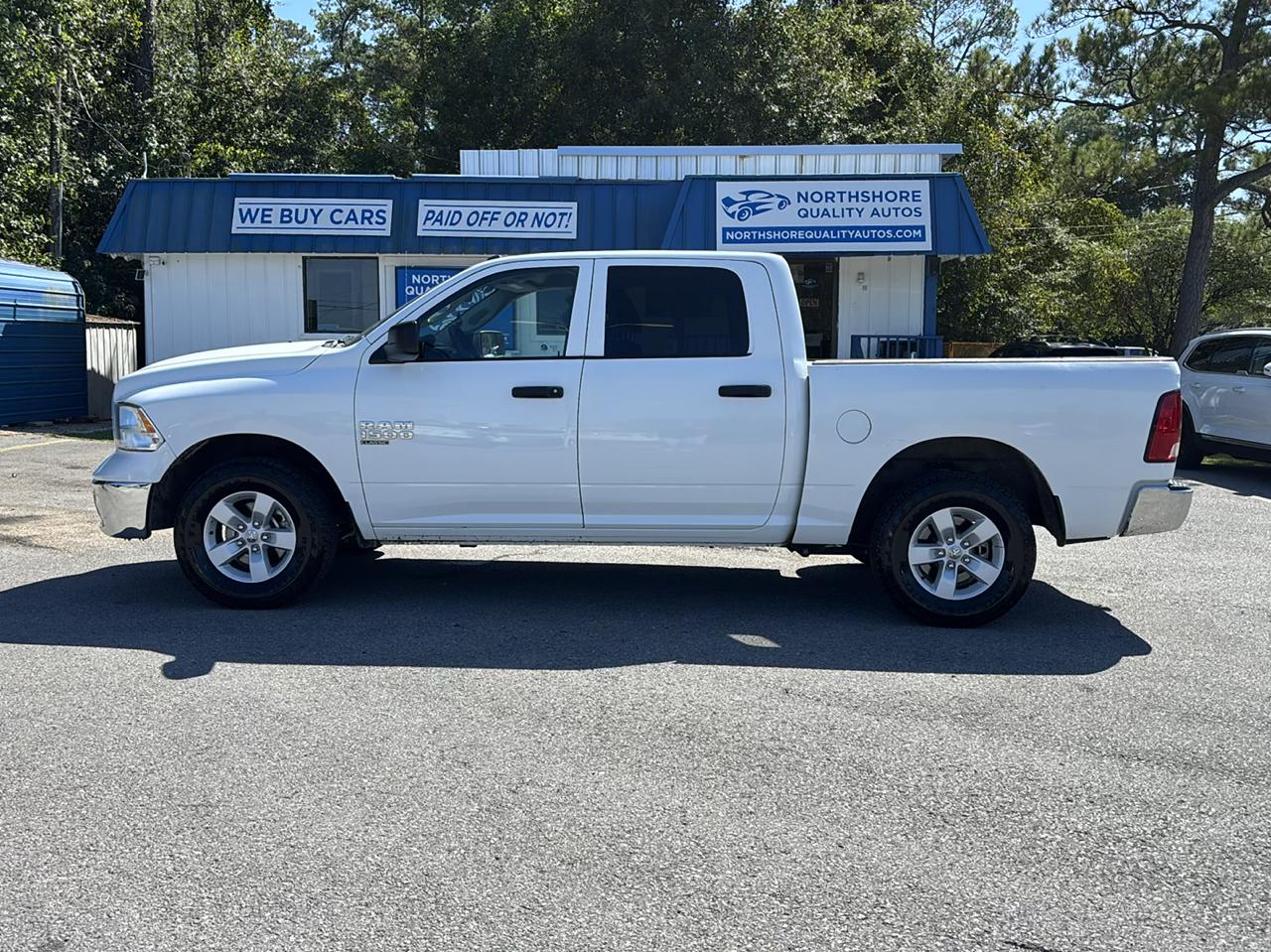 RAM 1500 Classic Tradesman Crew Cab SWB 4WD 2022