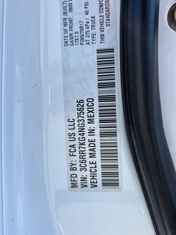 RAM 1500 Classic Tradesman Crew Cab SWB 4WD 2022