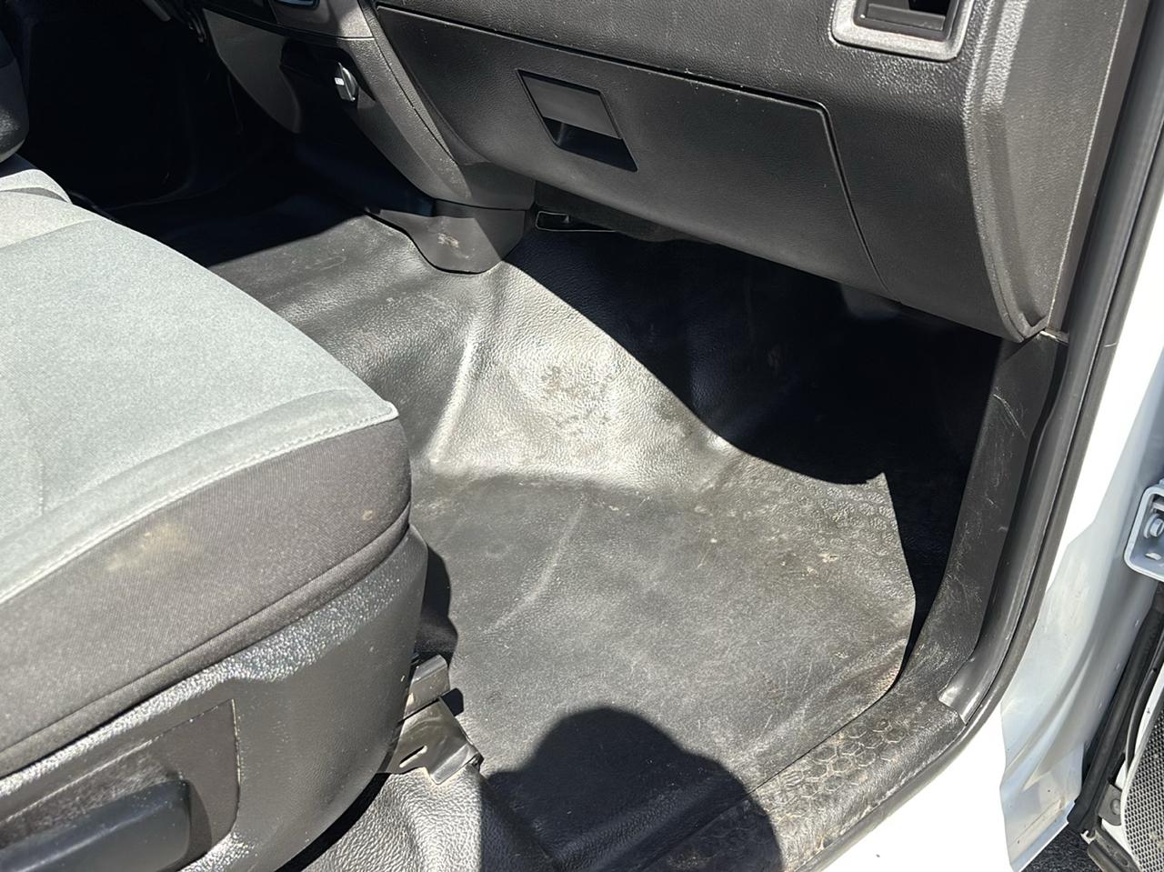 RAM 1500 Classic Tradesman Crew Cab SWB 4WD 2022
