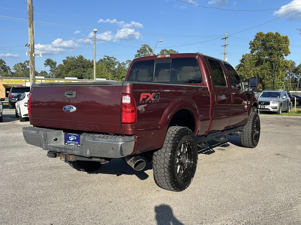 Ford F-250 SD Lariat Crew Cab 4WD 2012